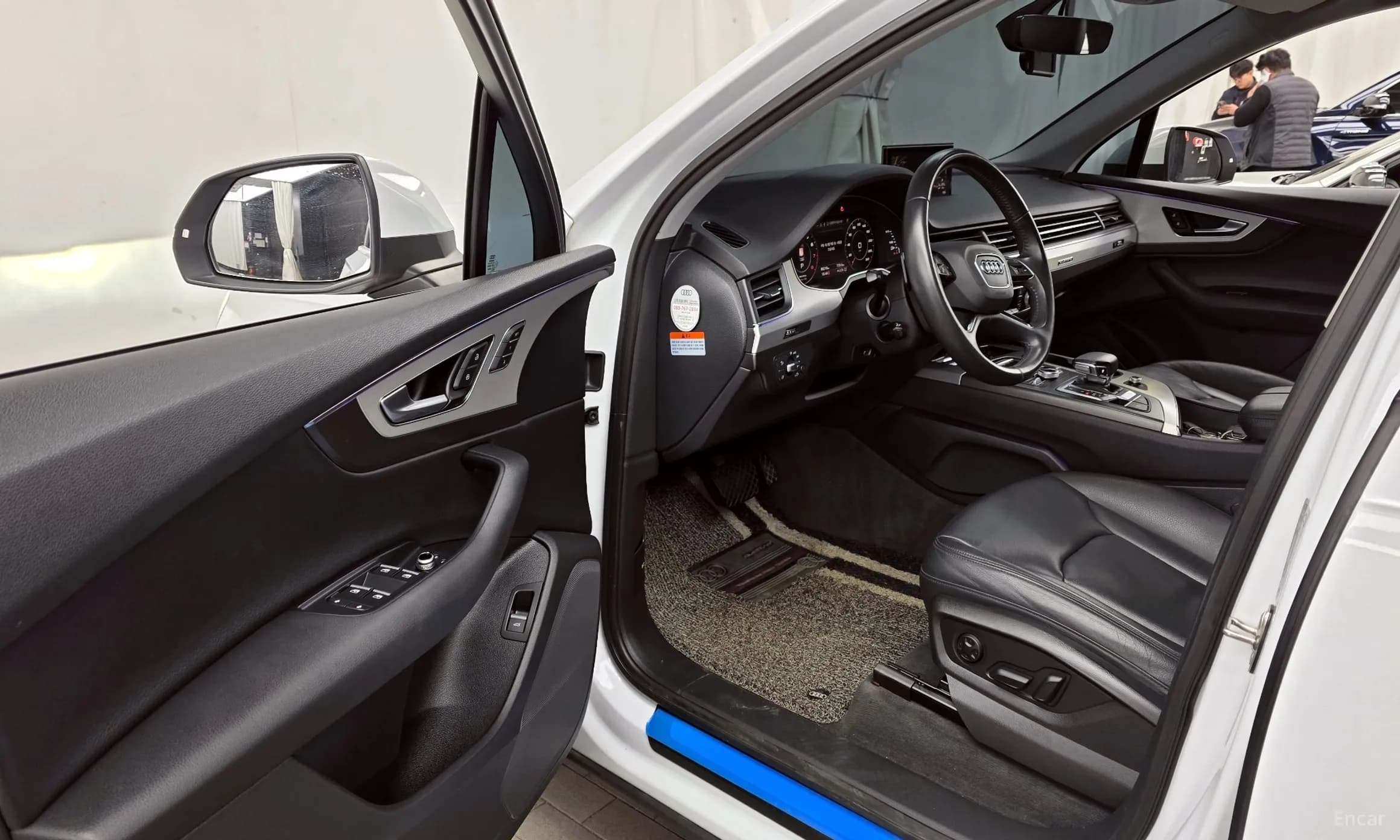 Q7 (4M)