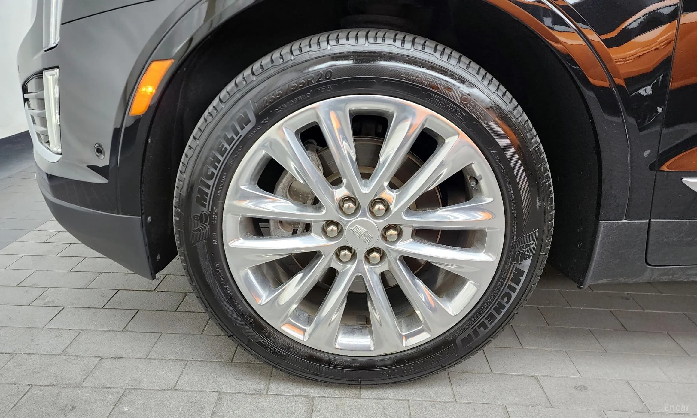 XT5