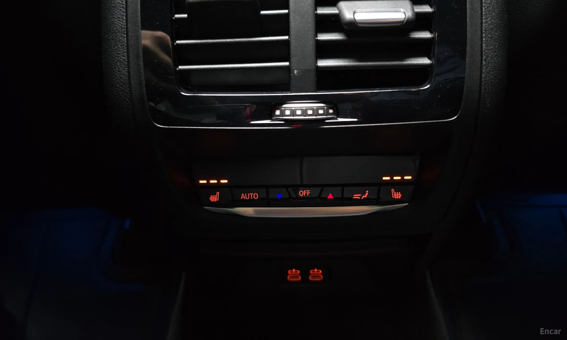 X3 (G01)