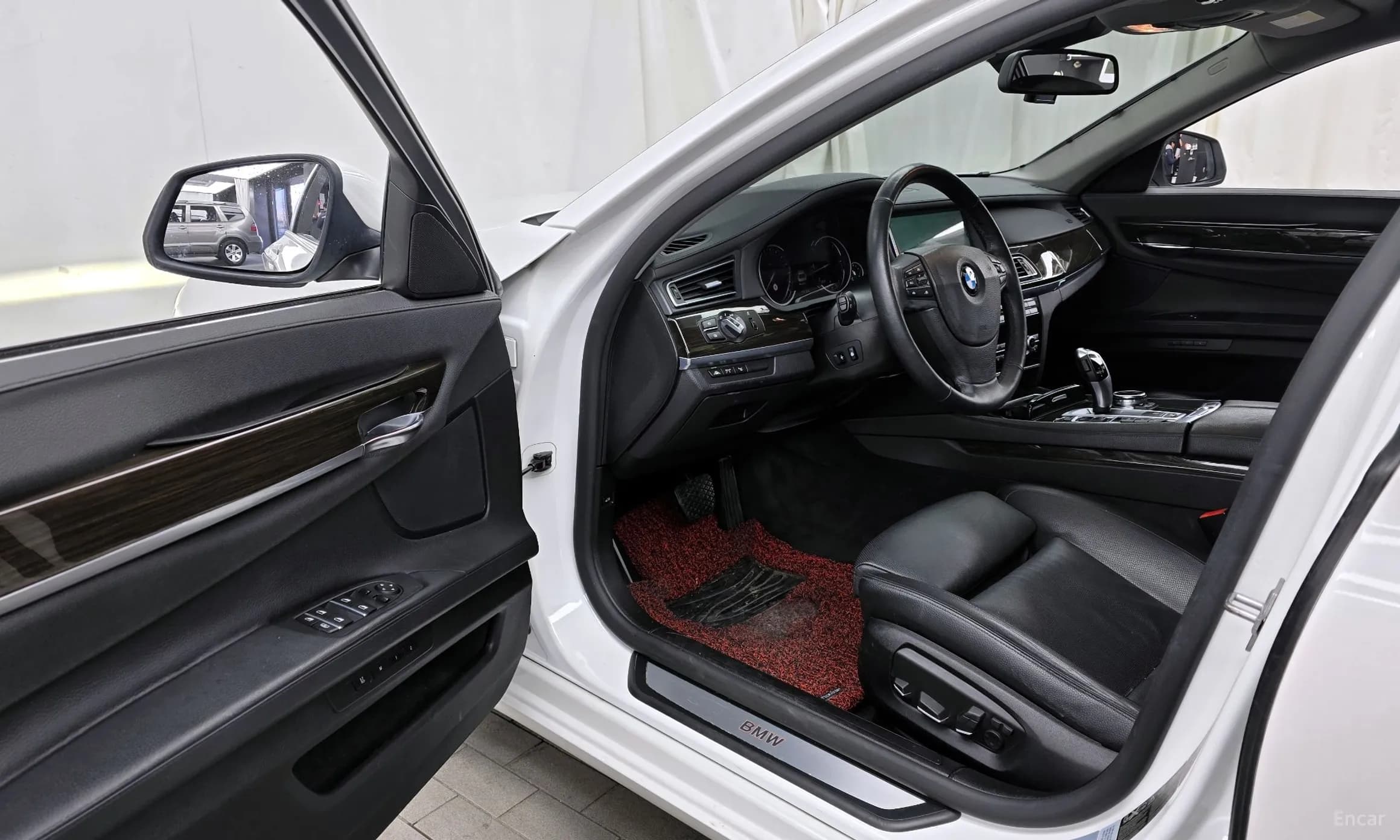 7 Series (F01)