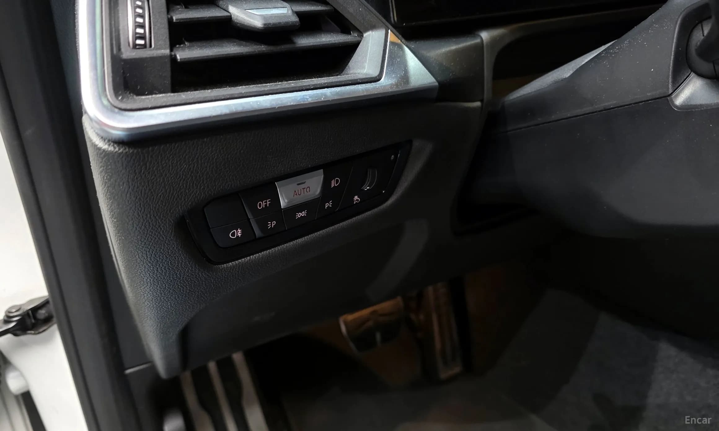 2 Series (G42)