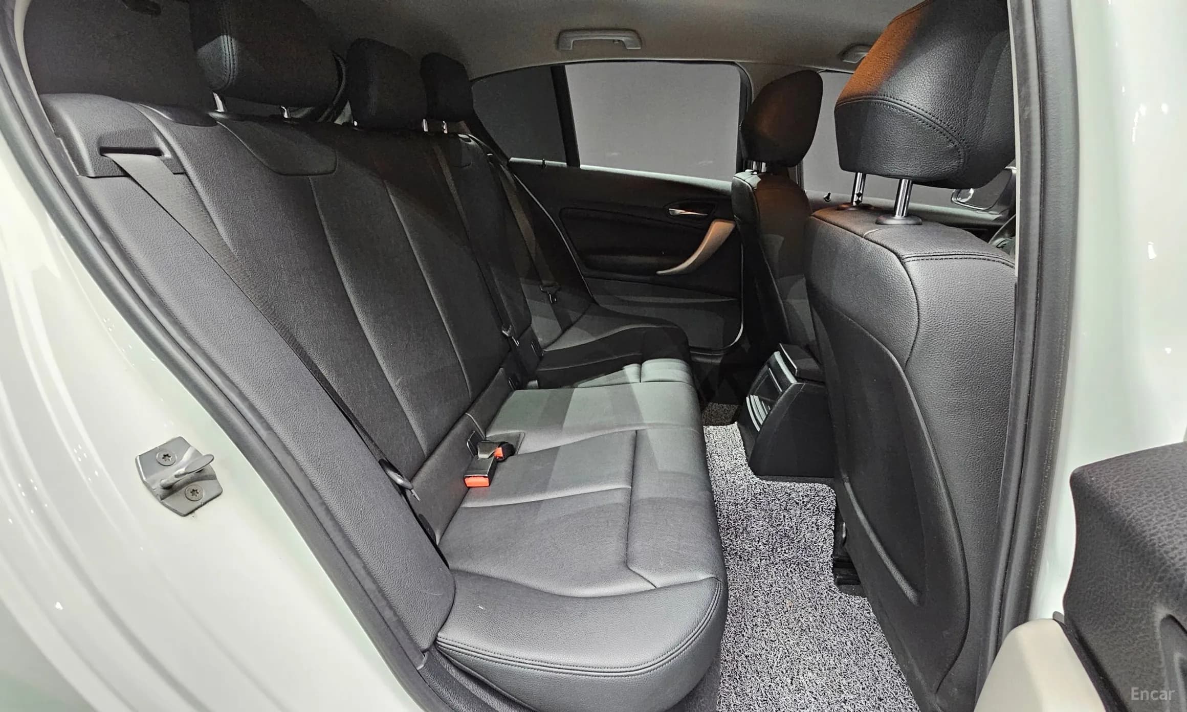 1 Series (F20)