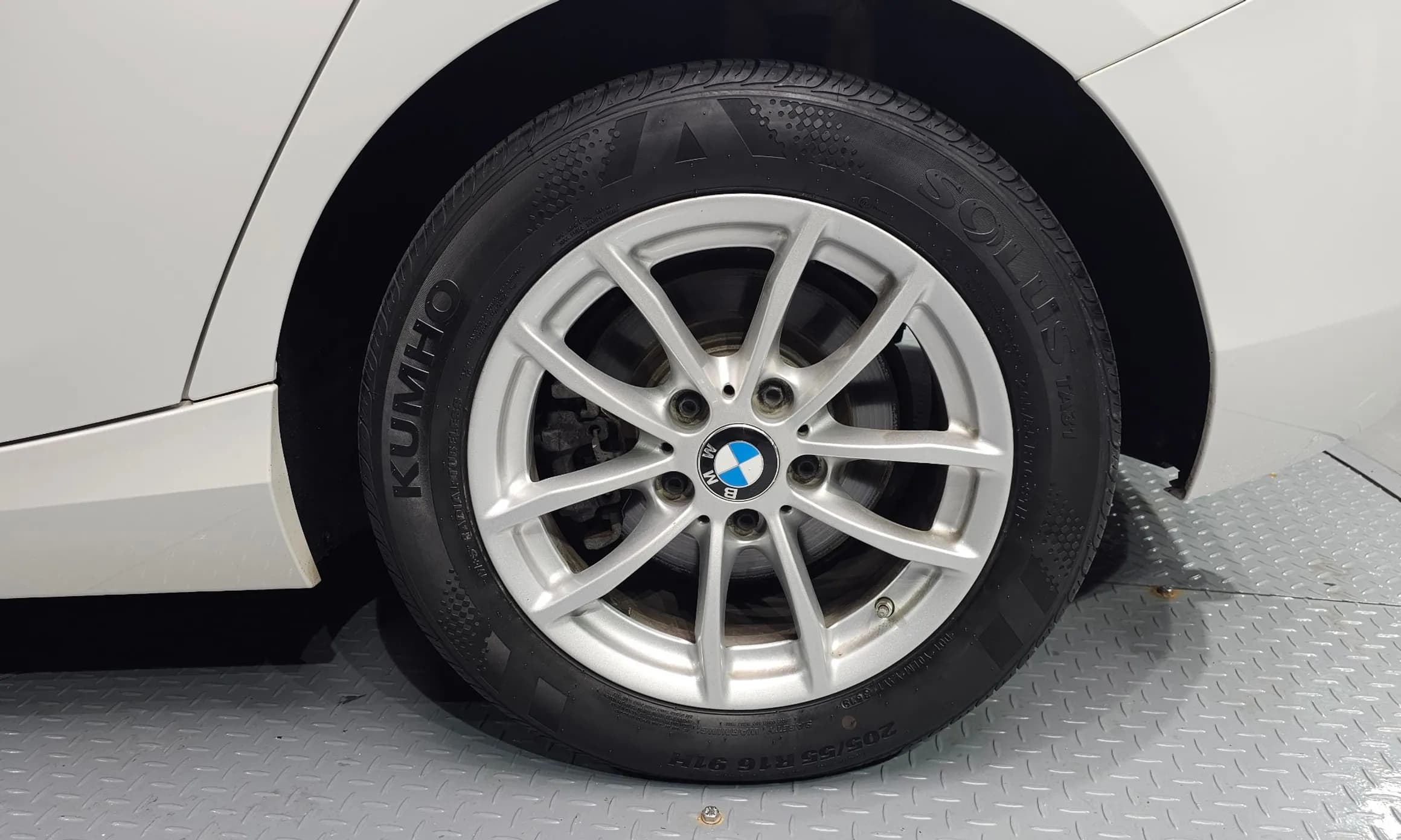 1 Series (F20)