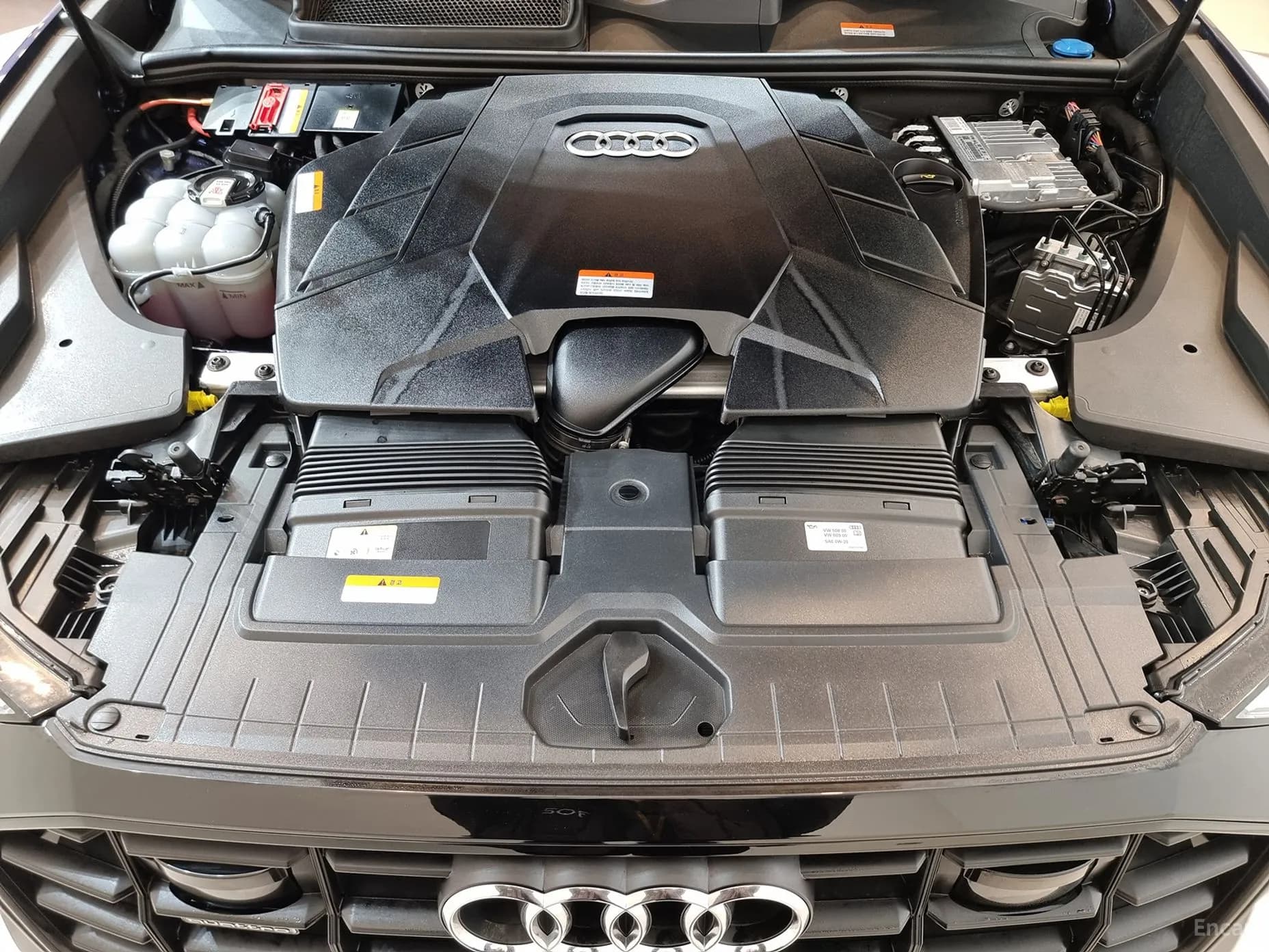 Q8 (4M)