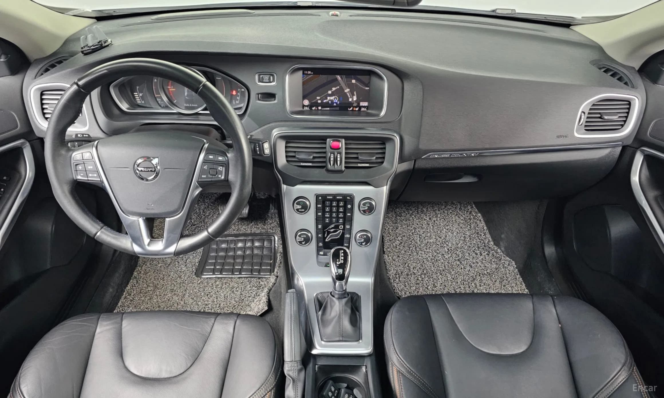 V40 Cross Country