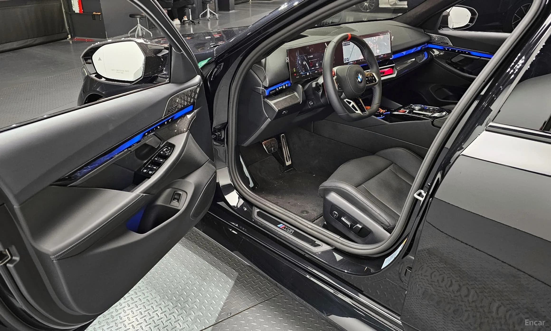 M5 (G90)