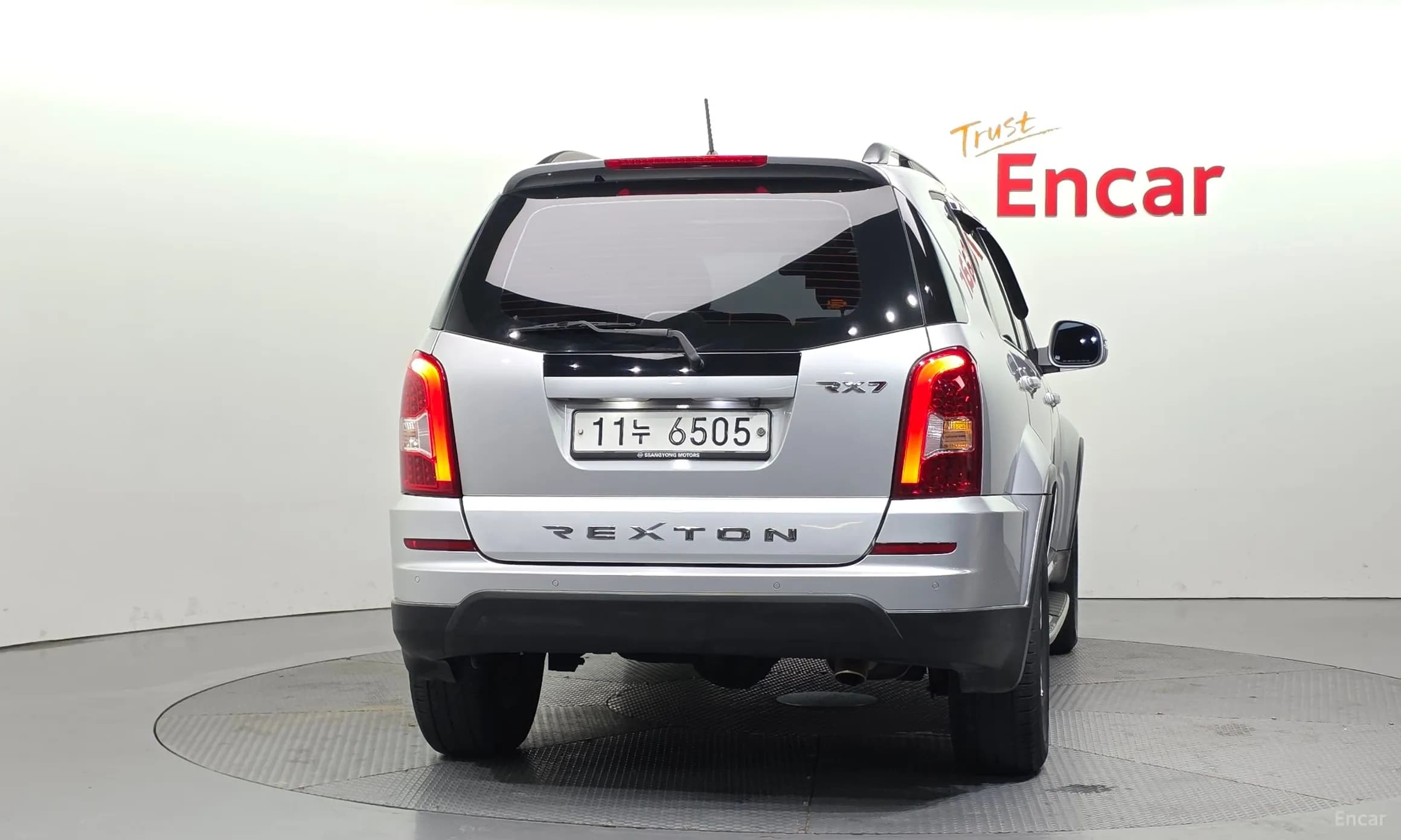 Rexton W