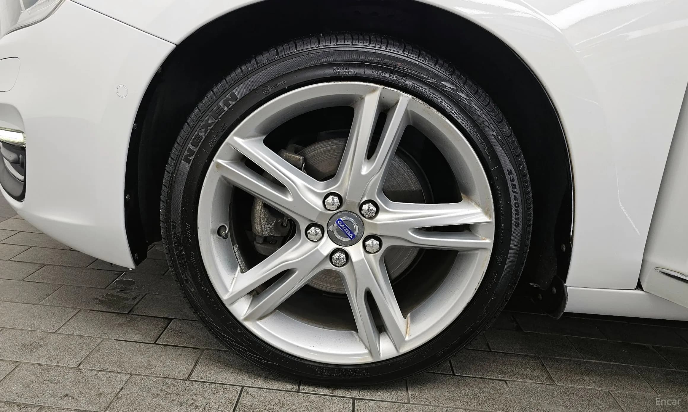 S60