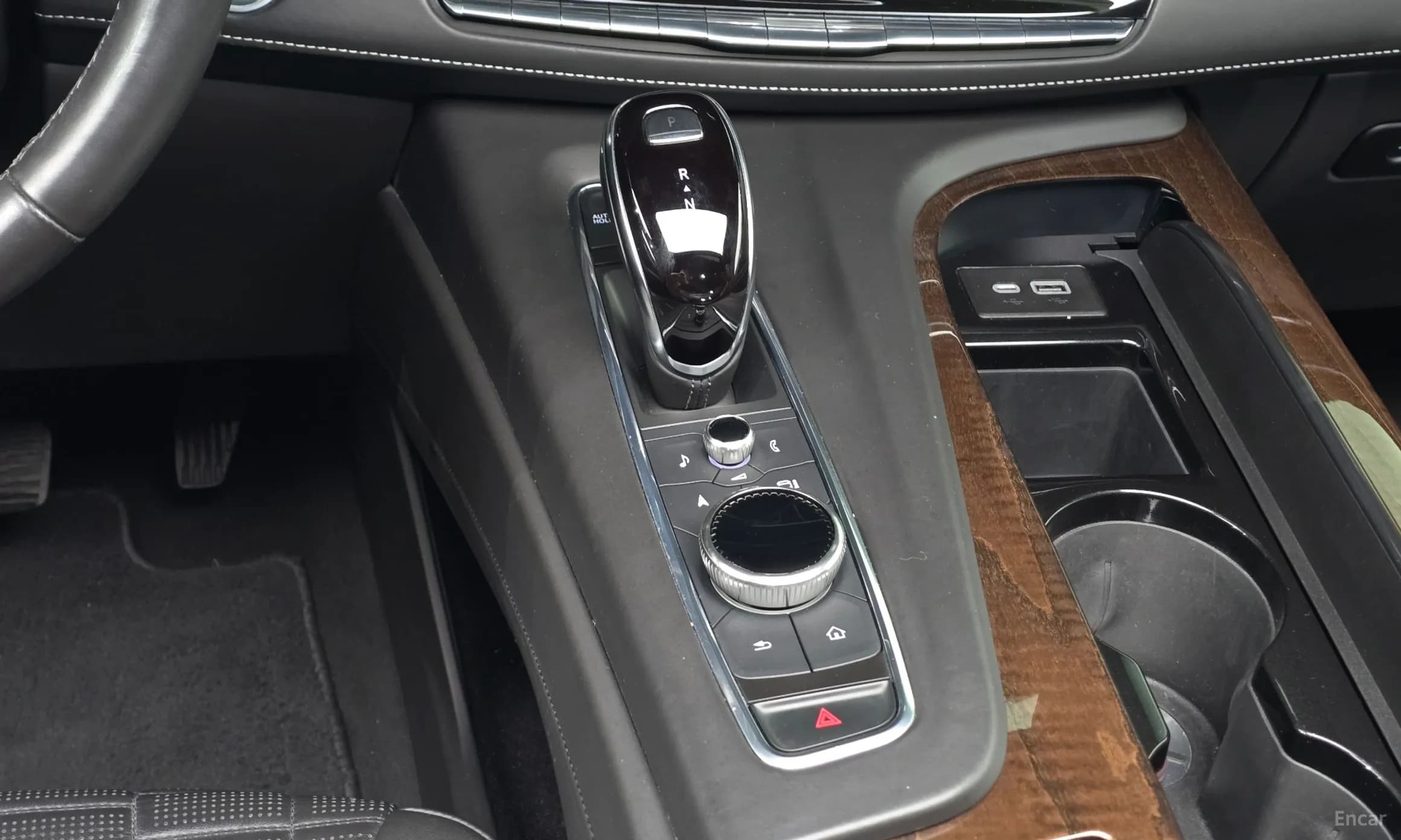Escalade 5th Generation