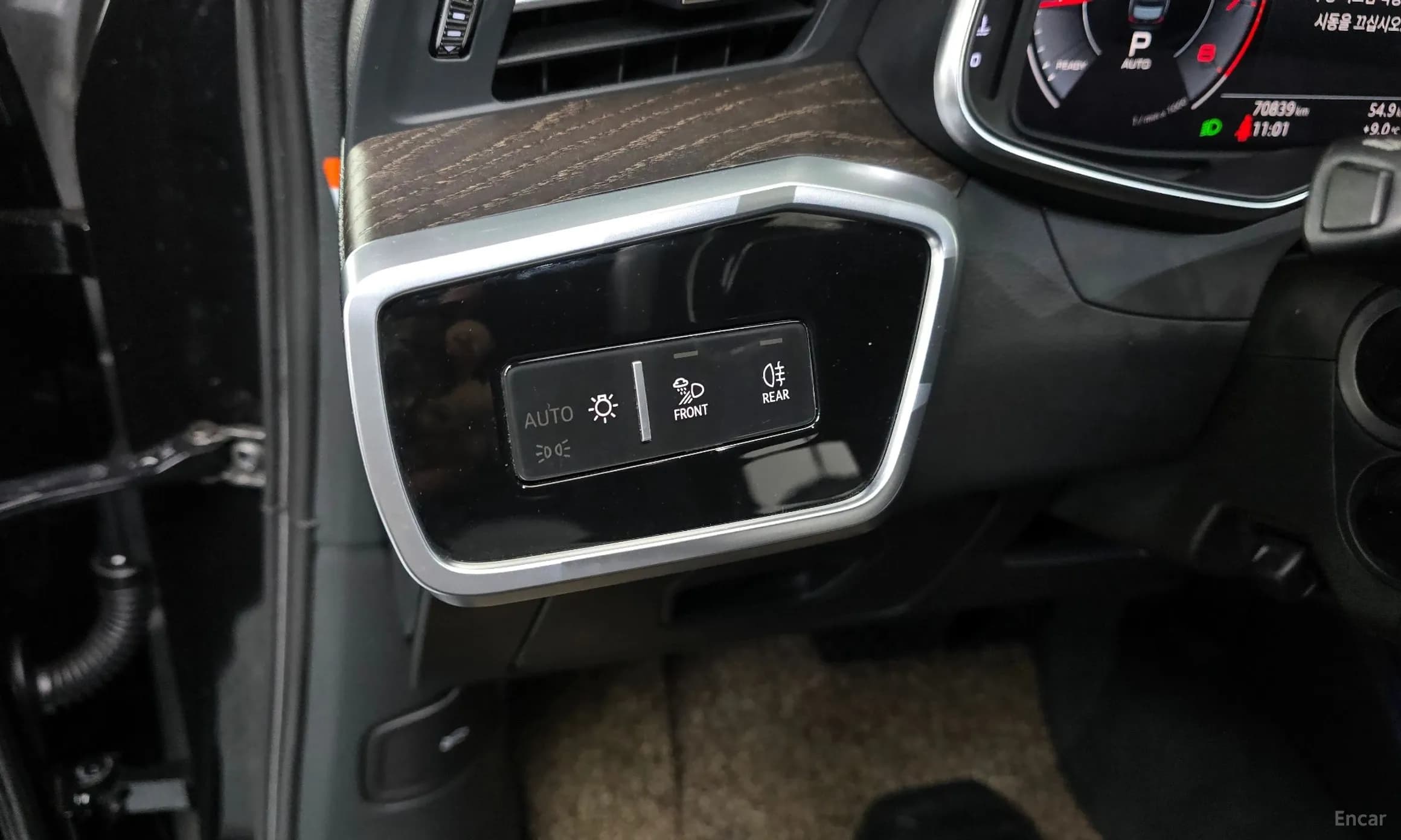 A6 (C8)