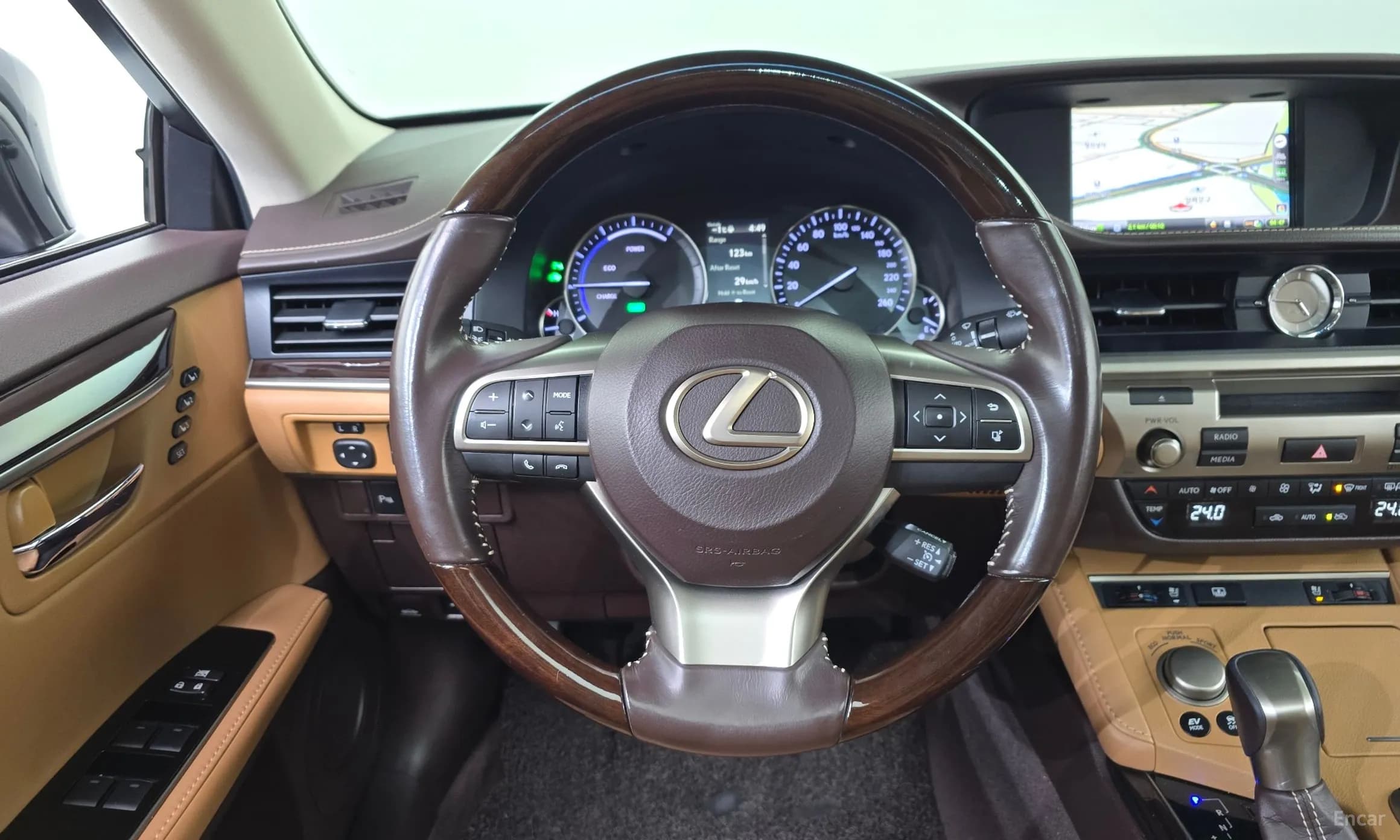 New ES300h