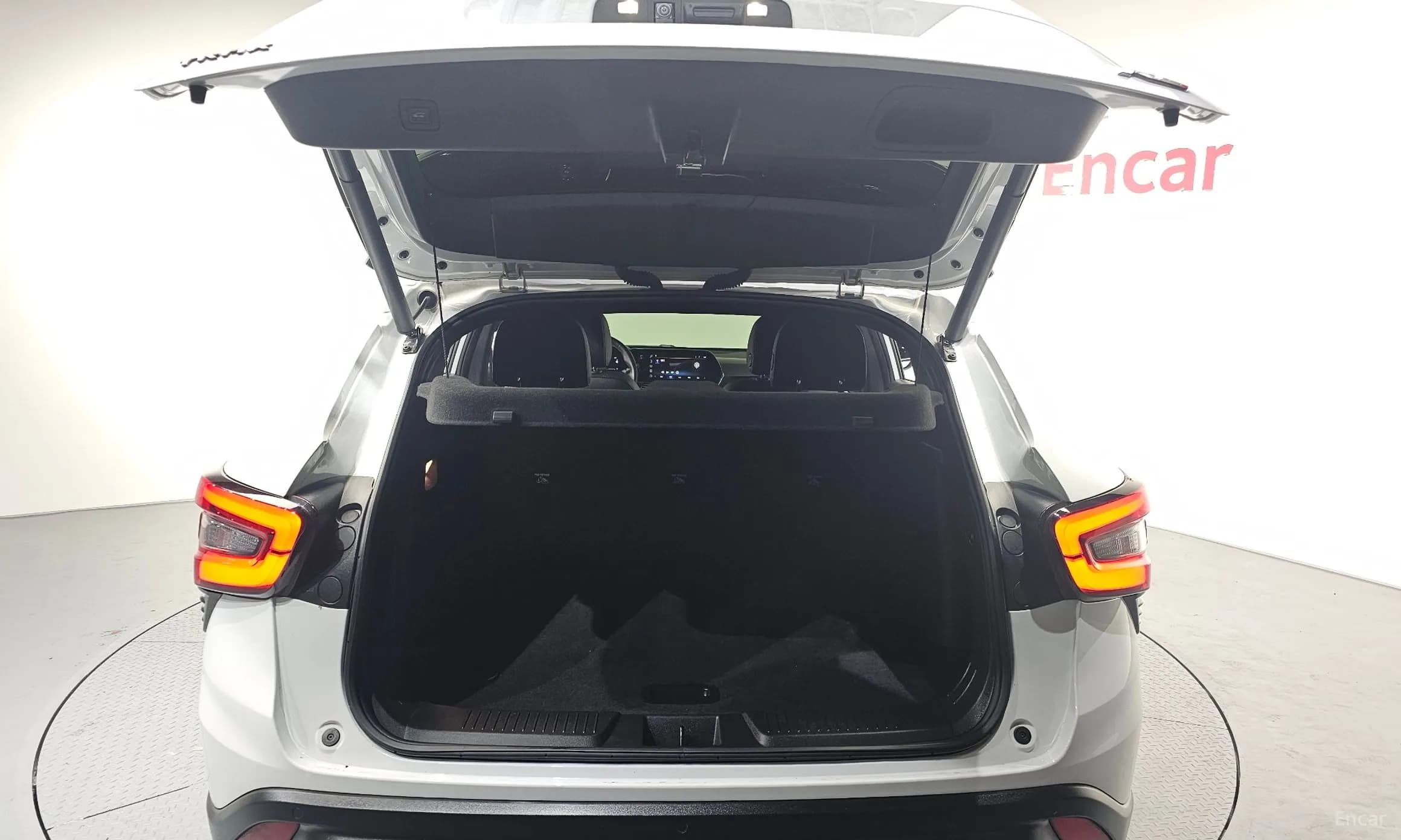 Trax Crossover