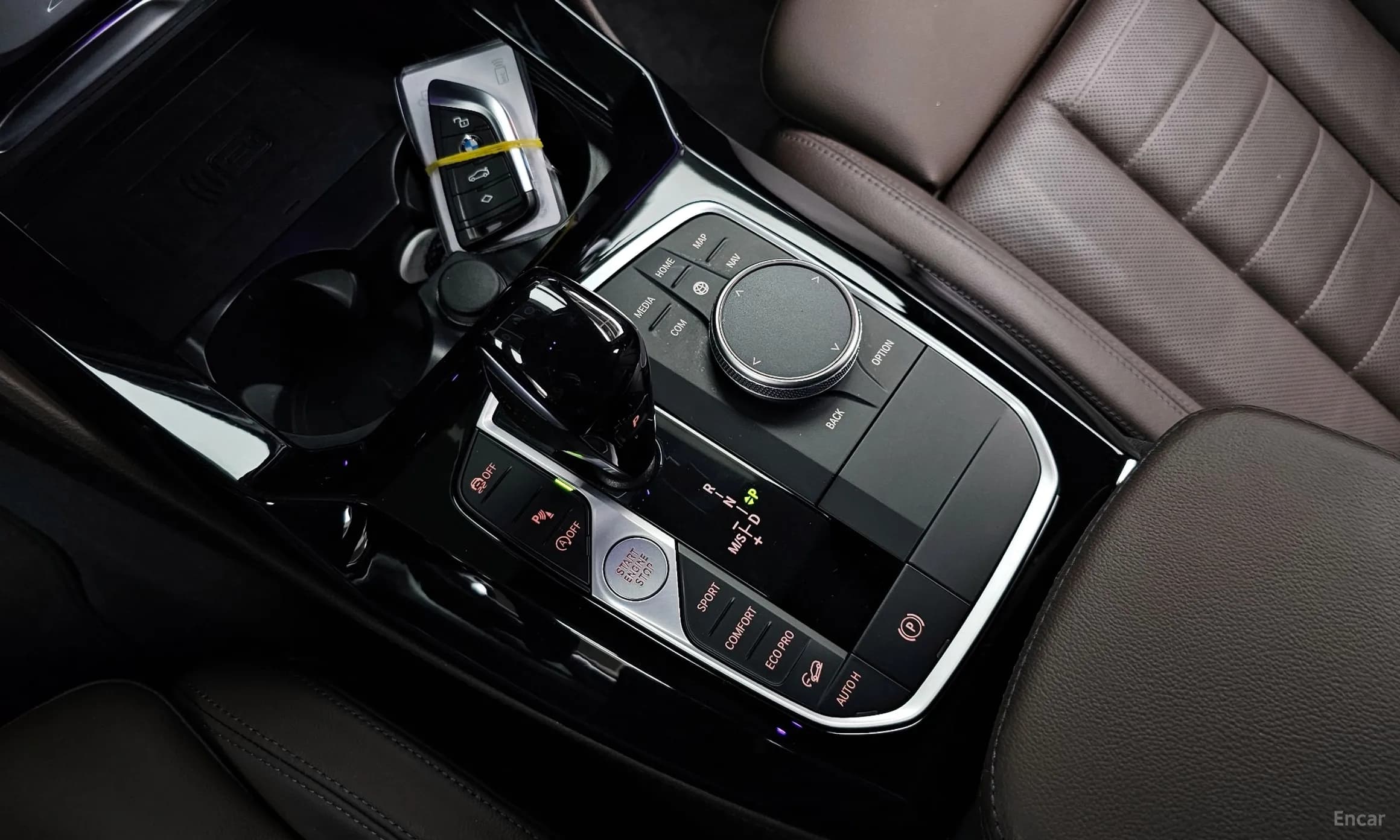 X4 (G02)