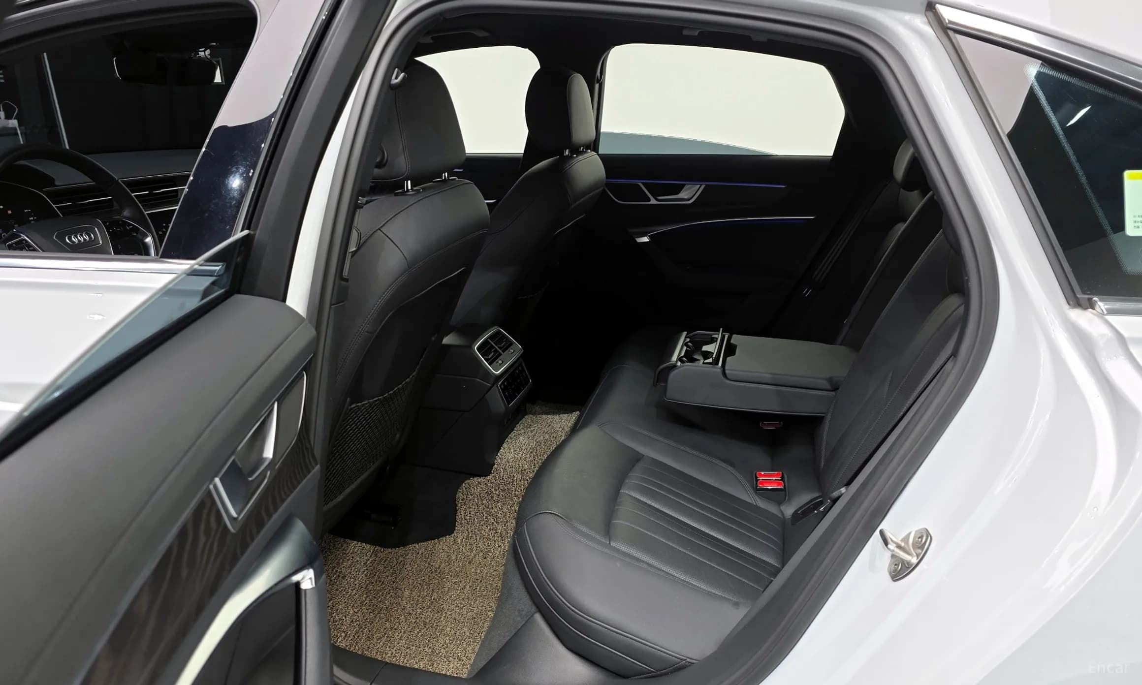 A6 (C8)