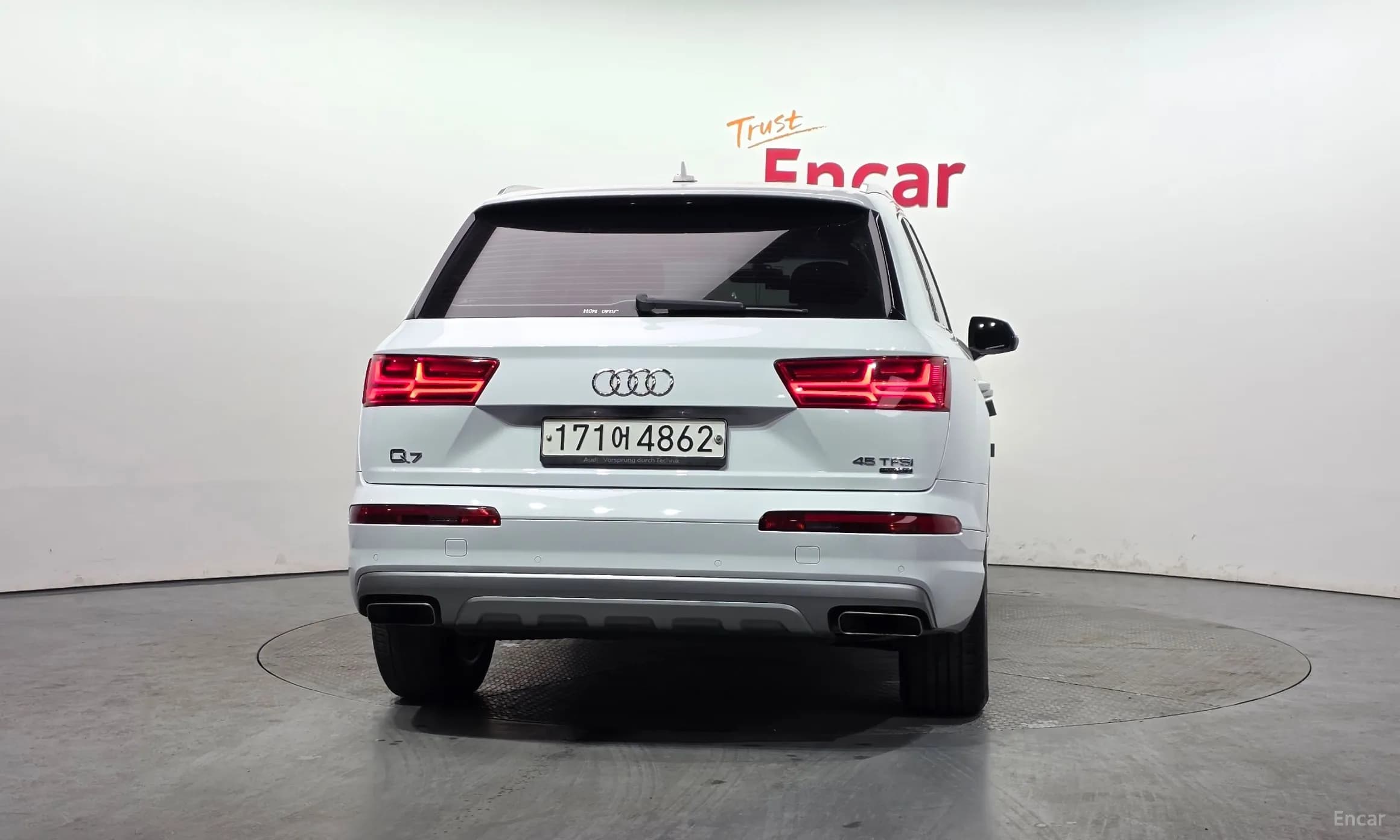Q7 (4M)