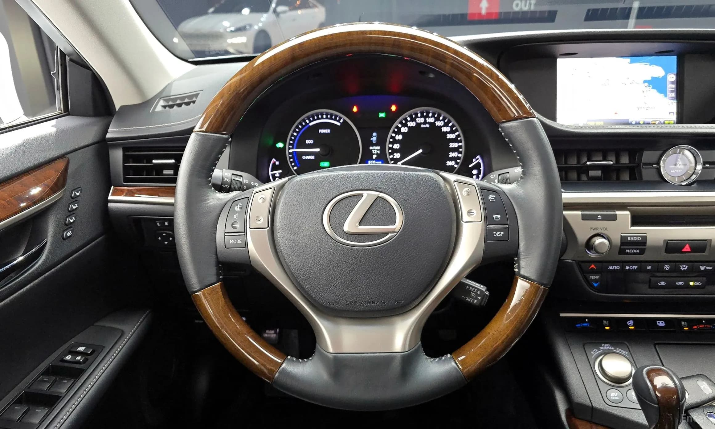 New ES300h