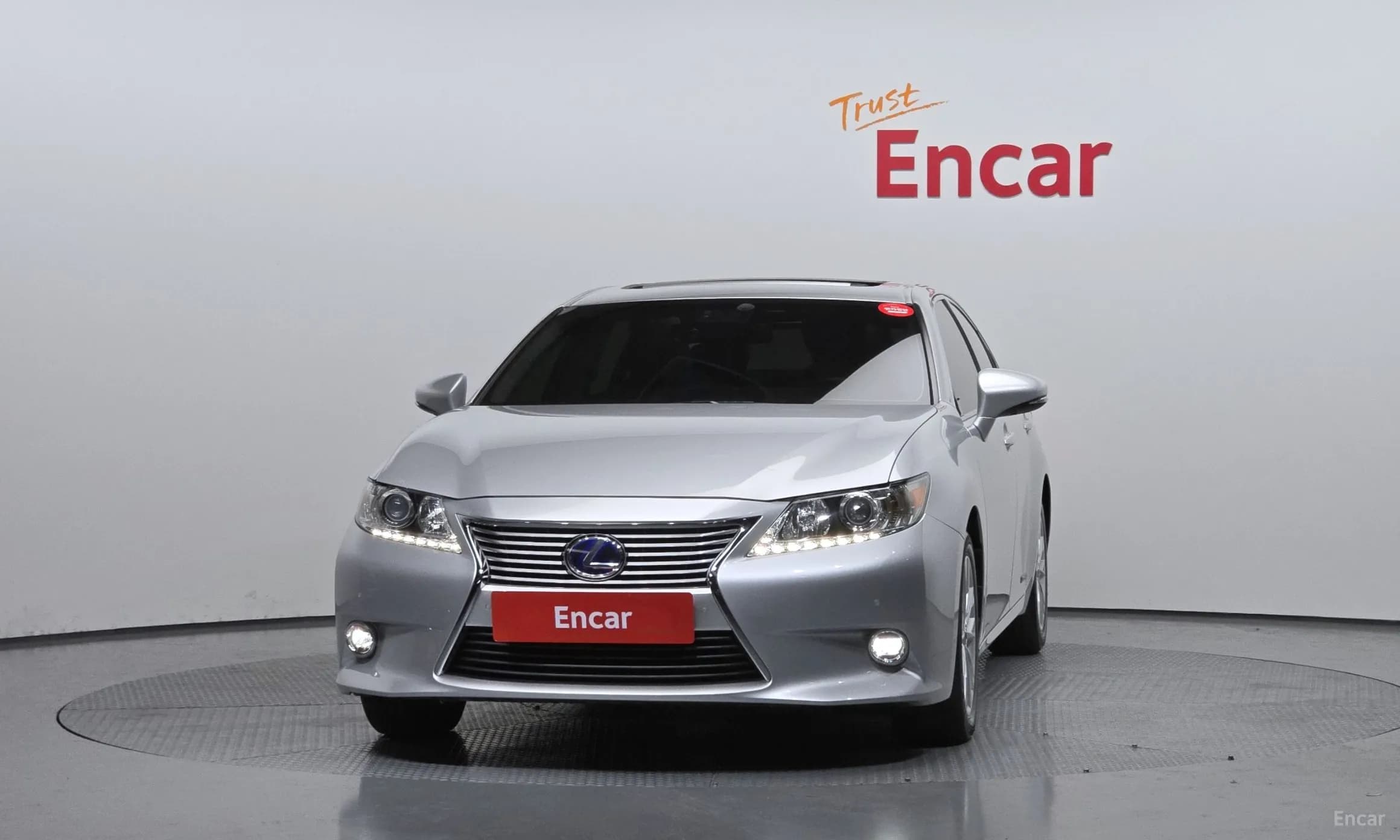 New ES300h
