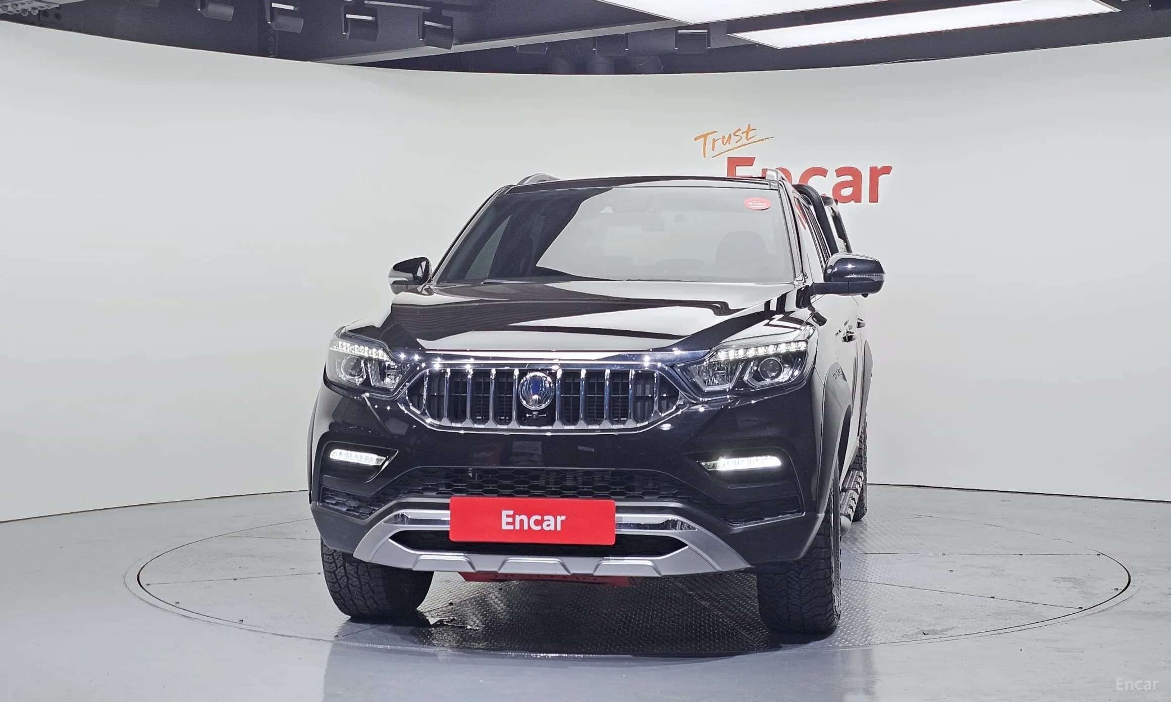 Rexton Sports Khan
