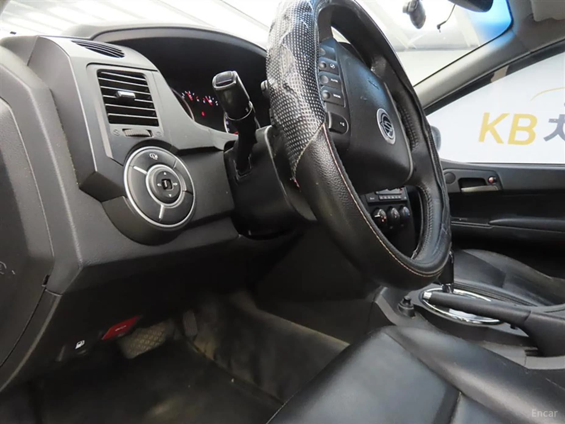 Korando Sports