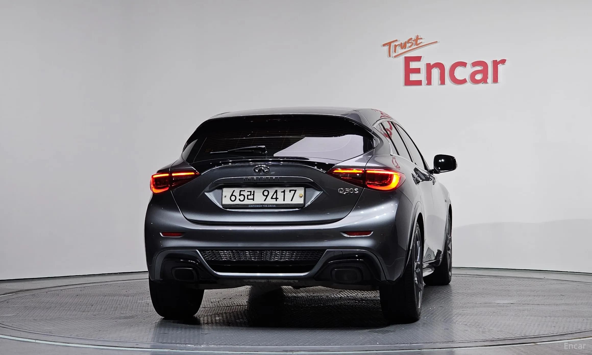 Q30