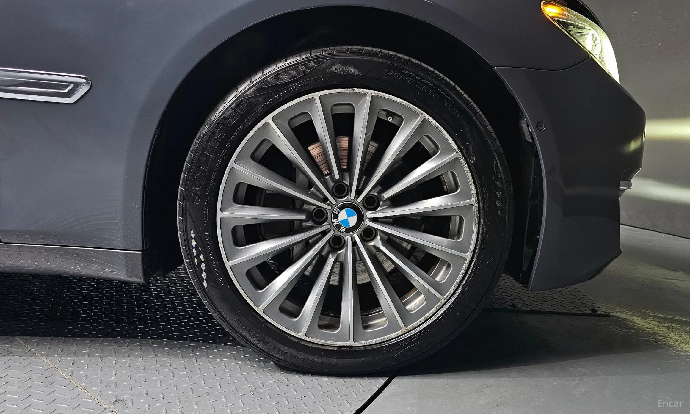 7 Series (F01)