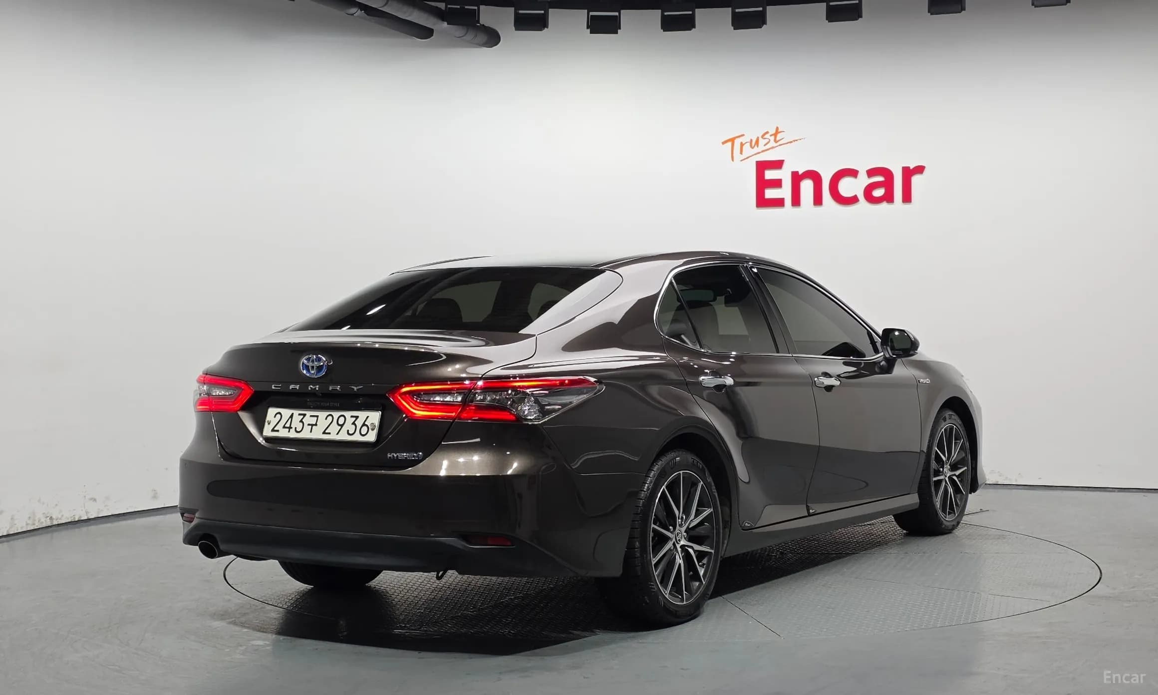 Camry (XV70)