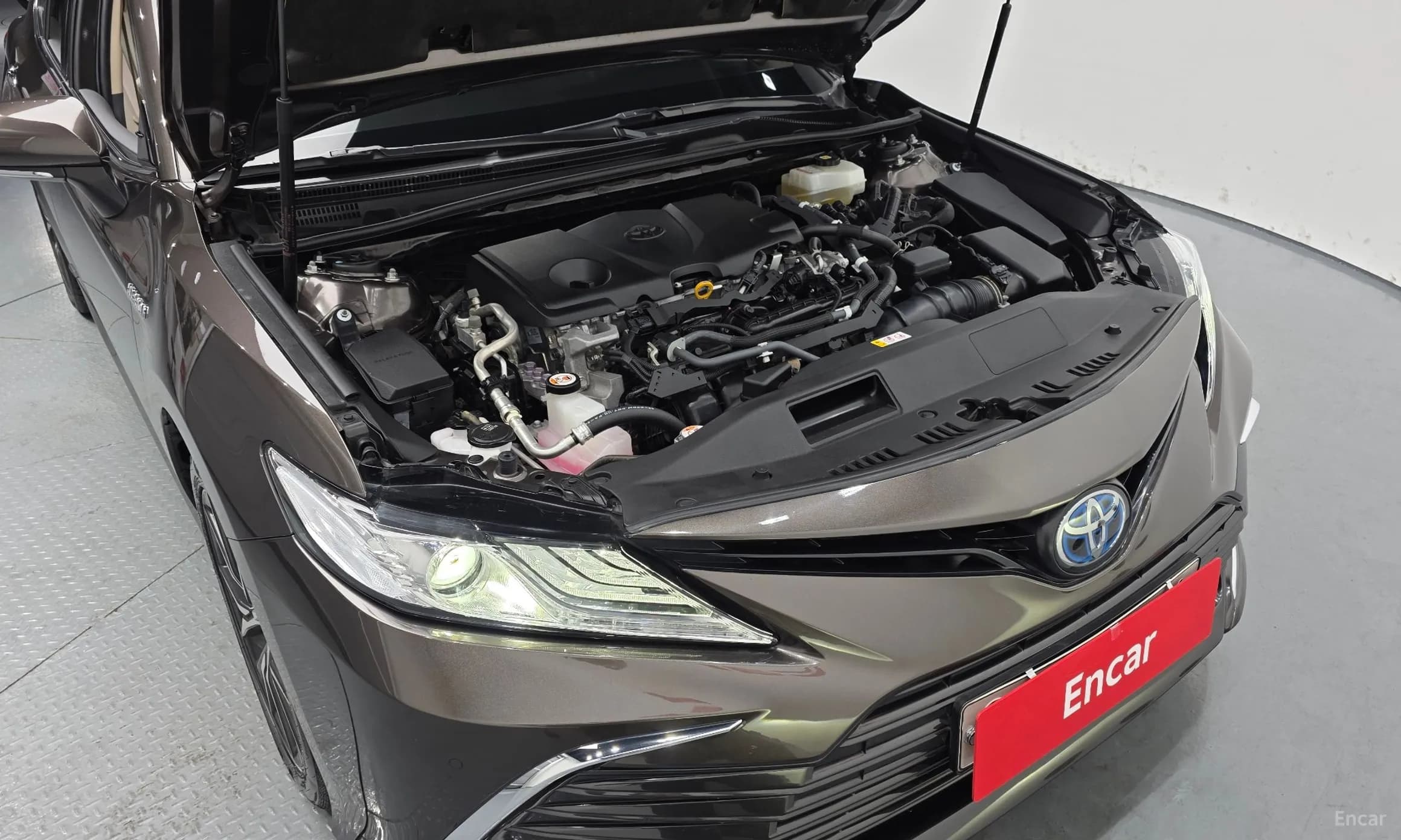Camry (XV70)