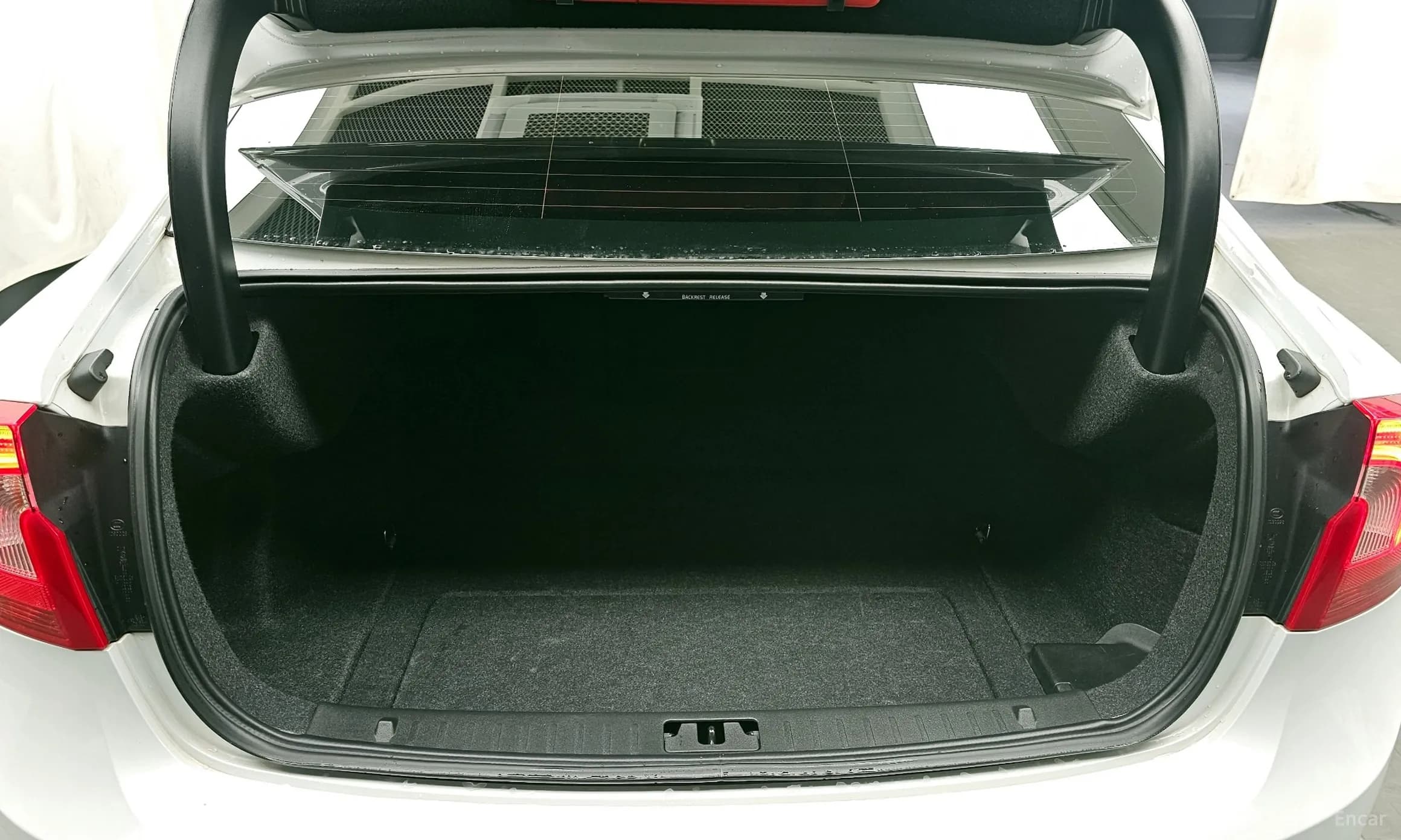 S60