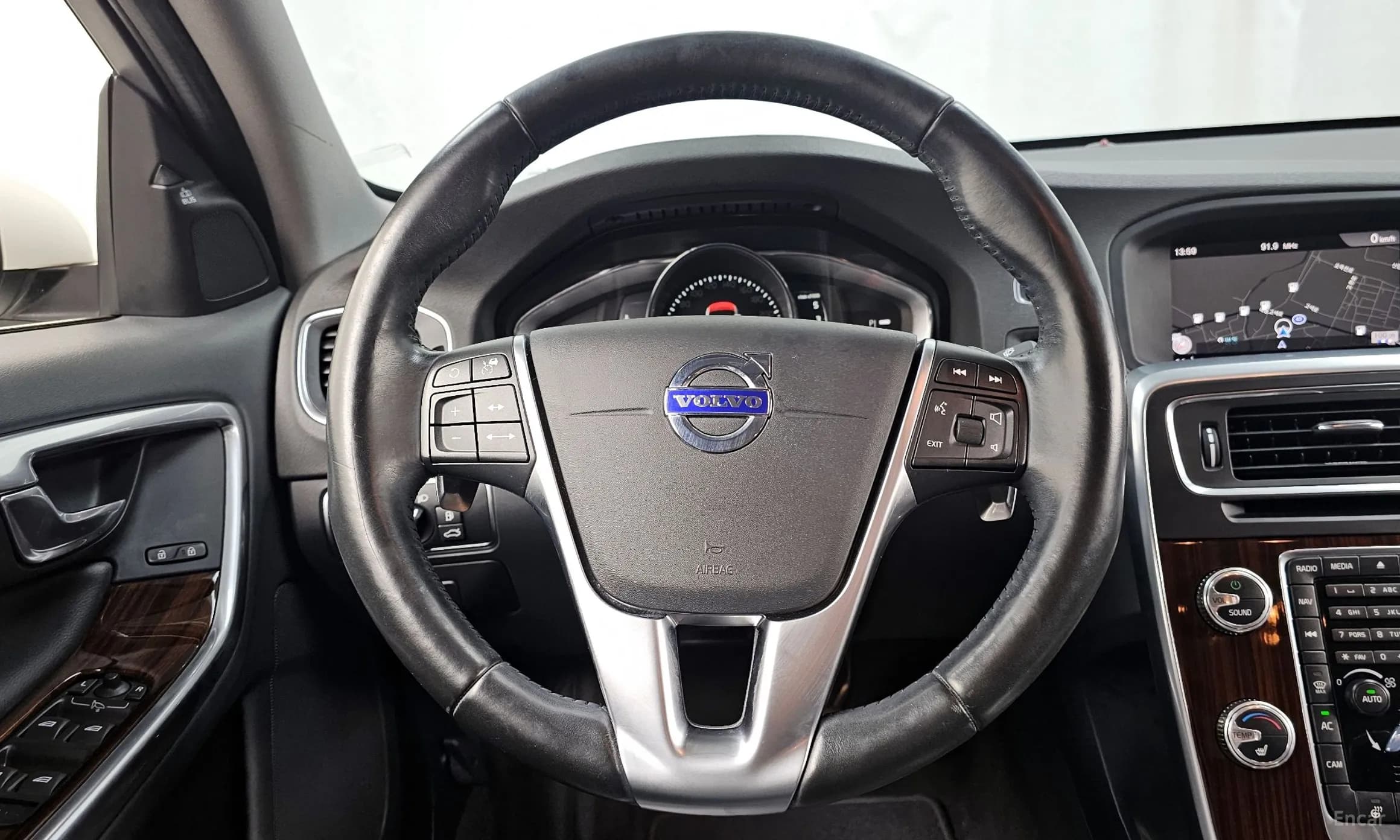 S60