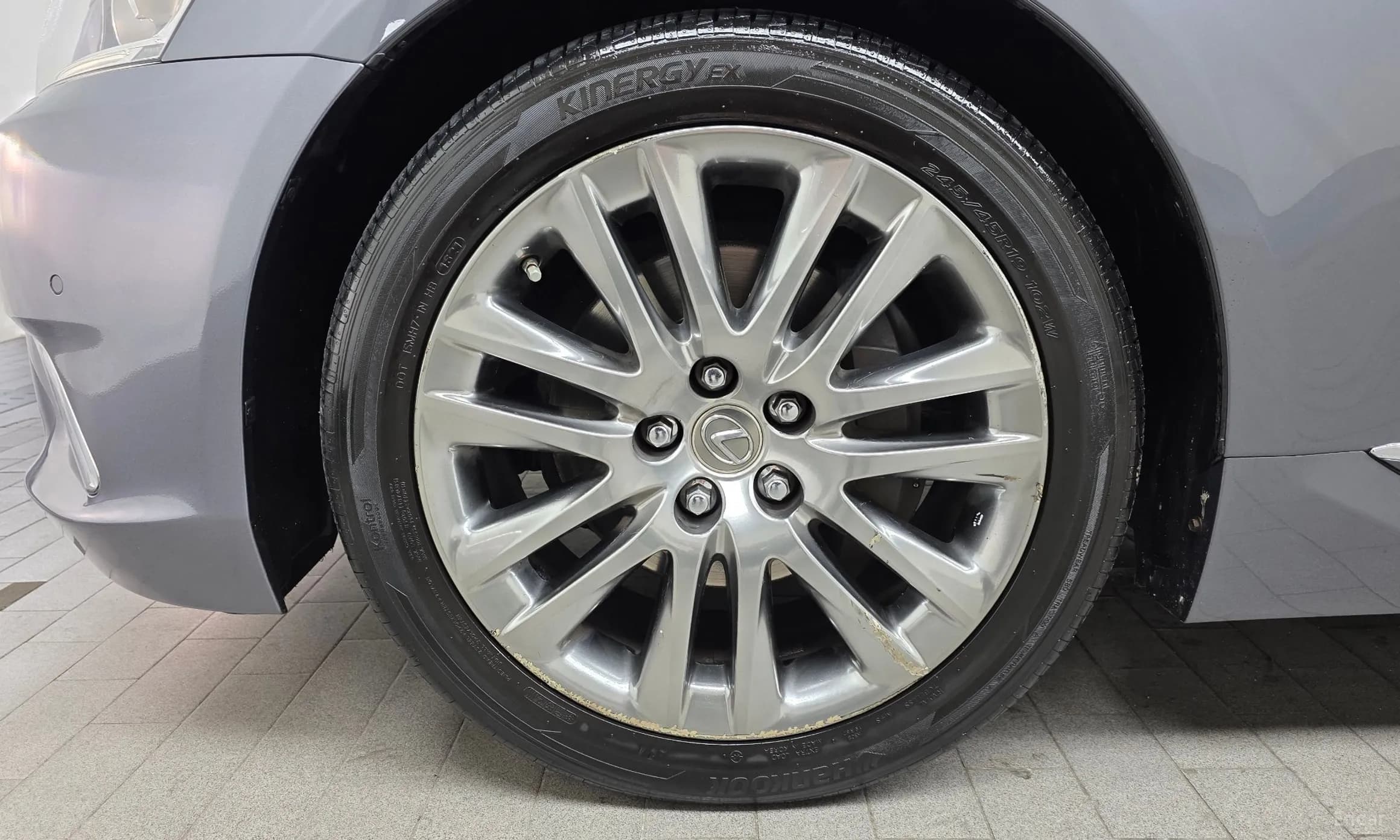 LS460L