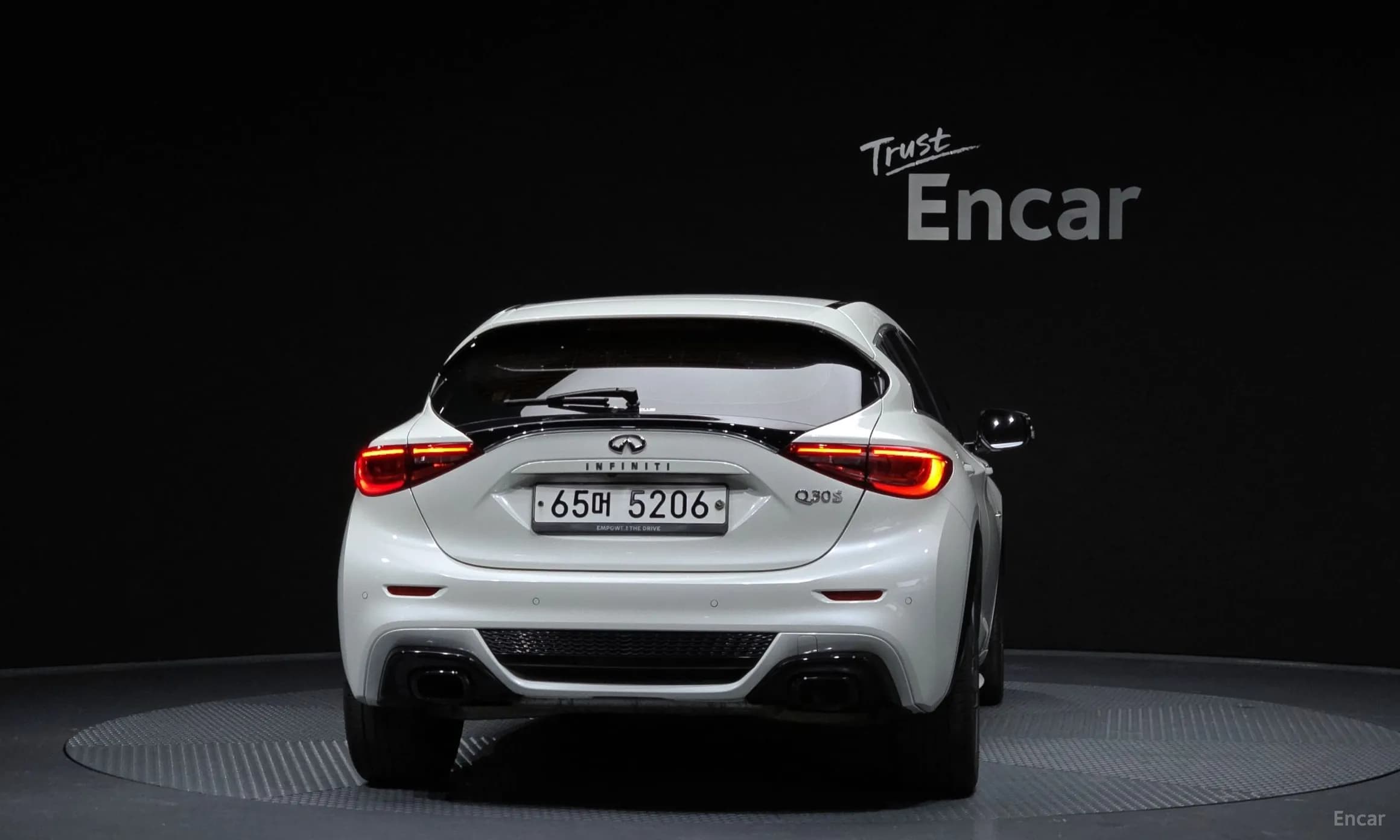 Q30