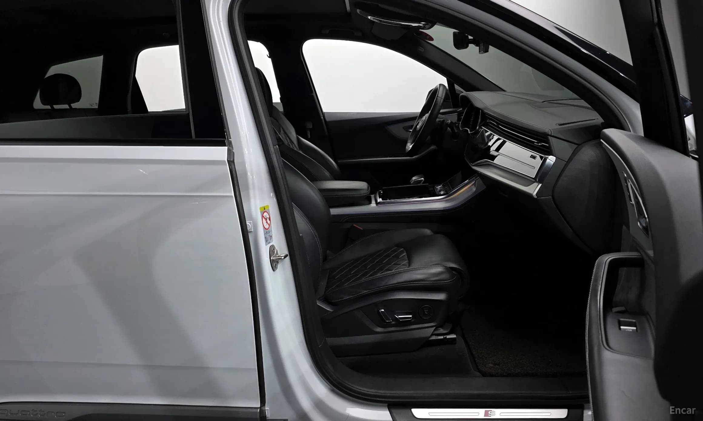 Q7 (4M)