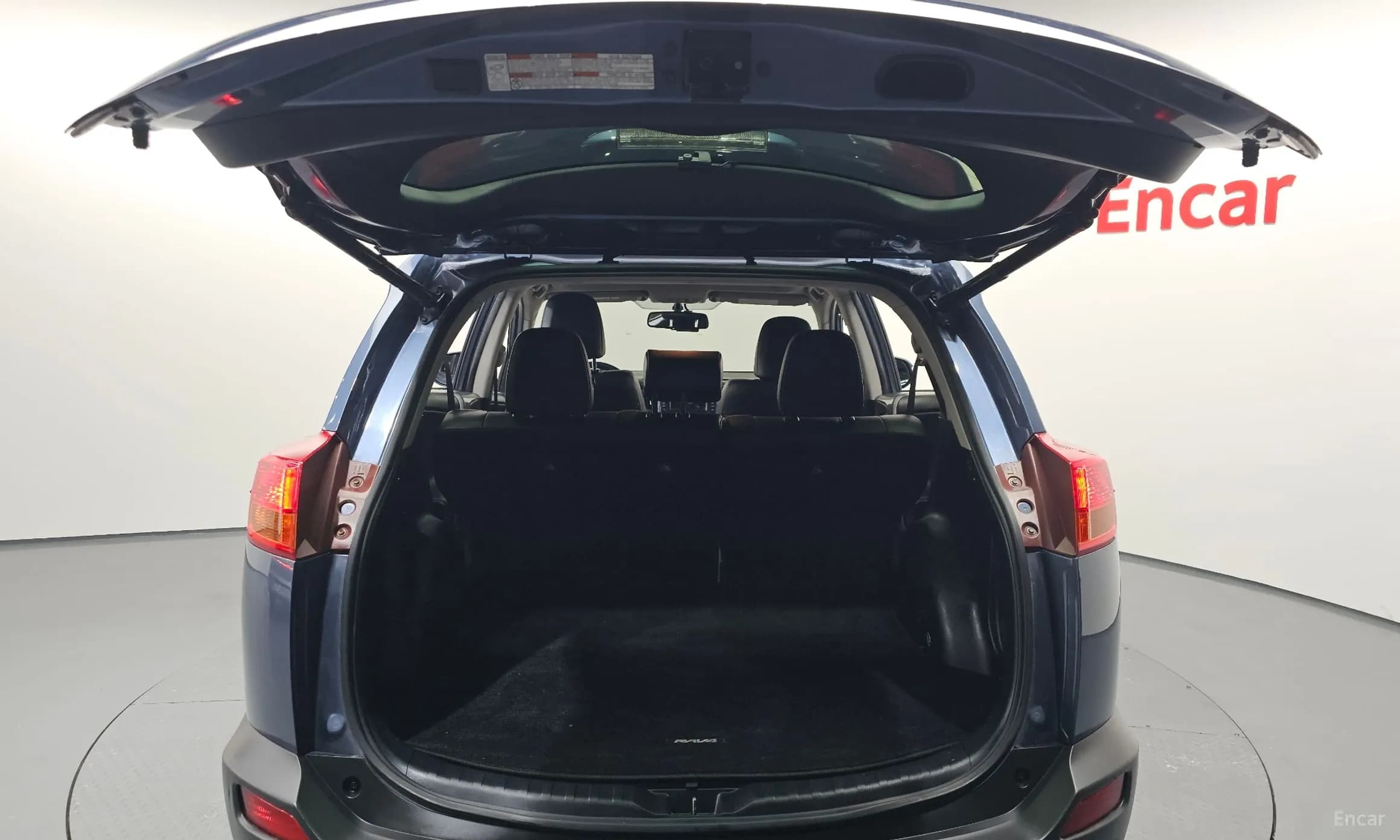 RAV4