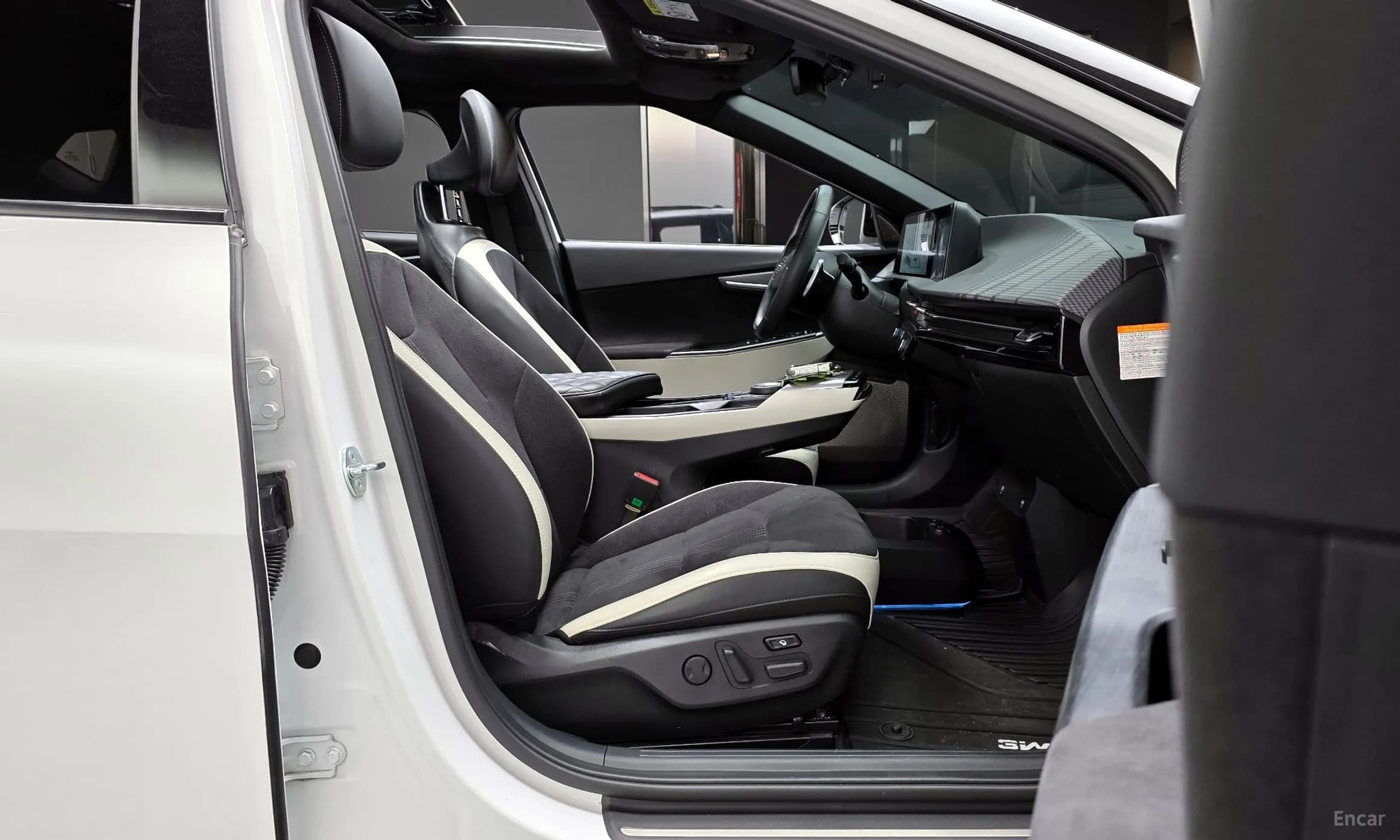 EV6