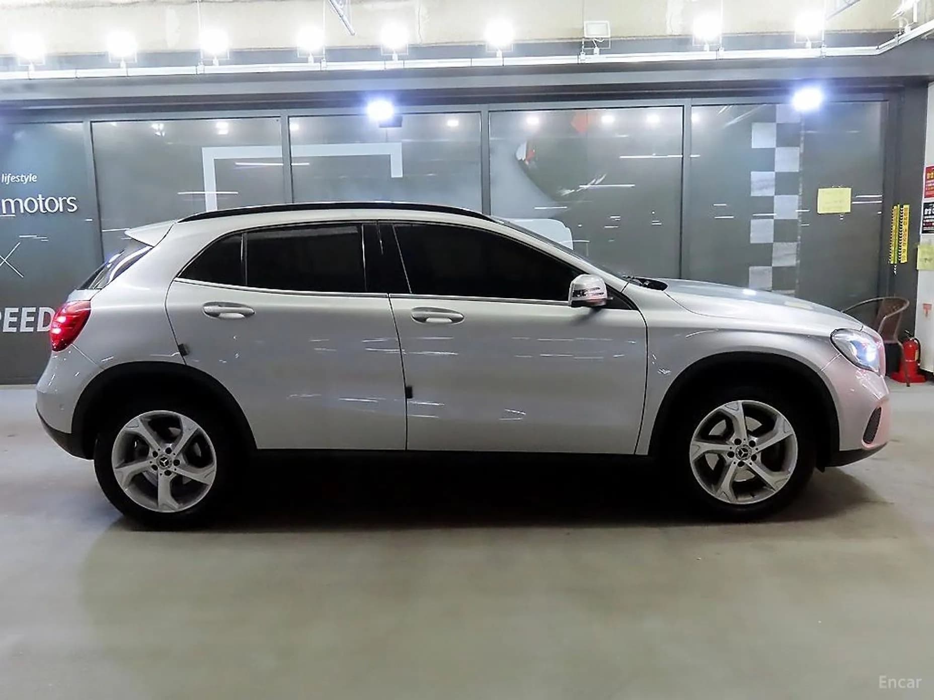 GLA-Class X156