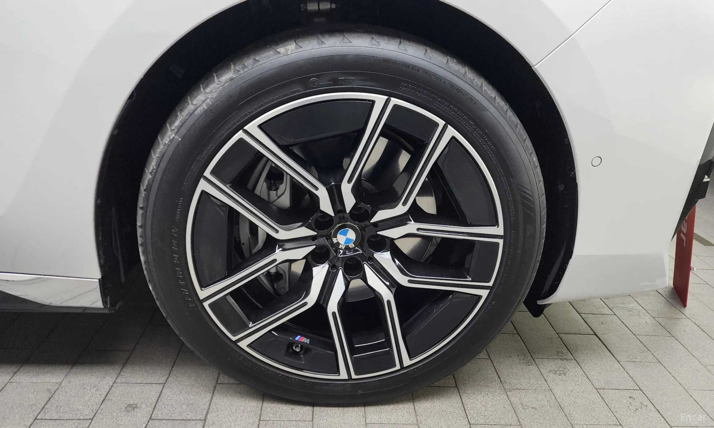7 Series (G70)