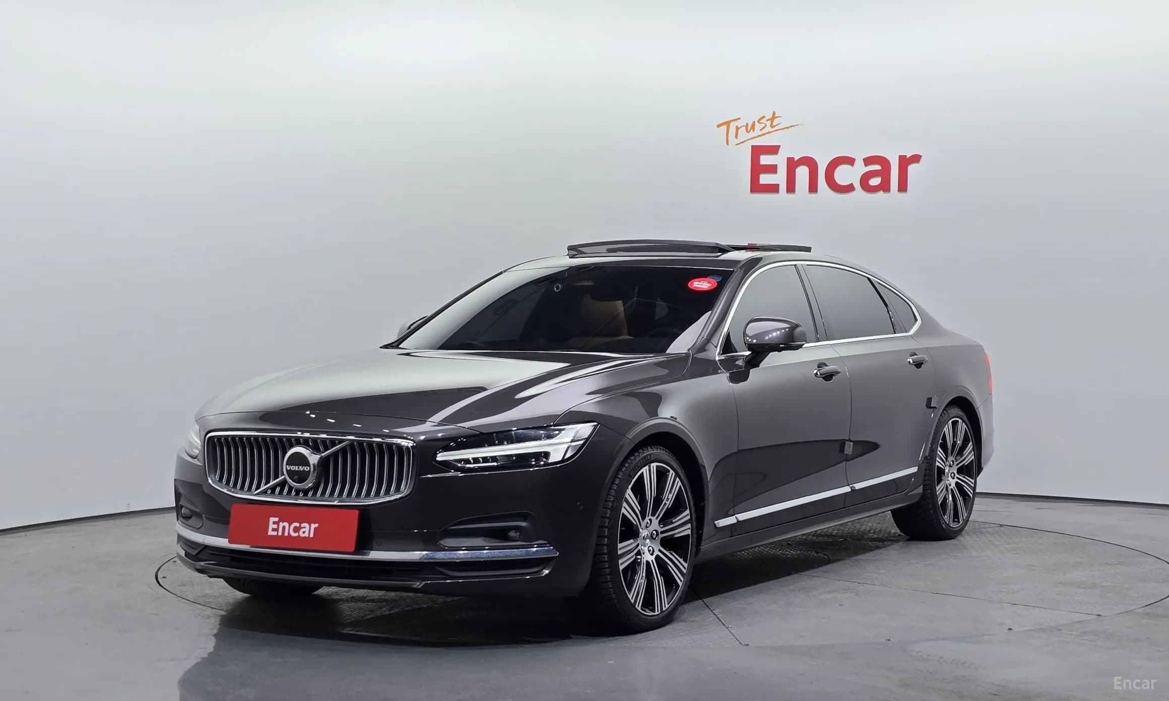 S90