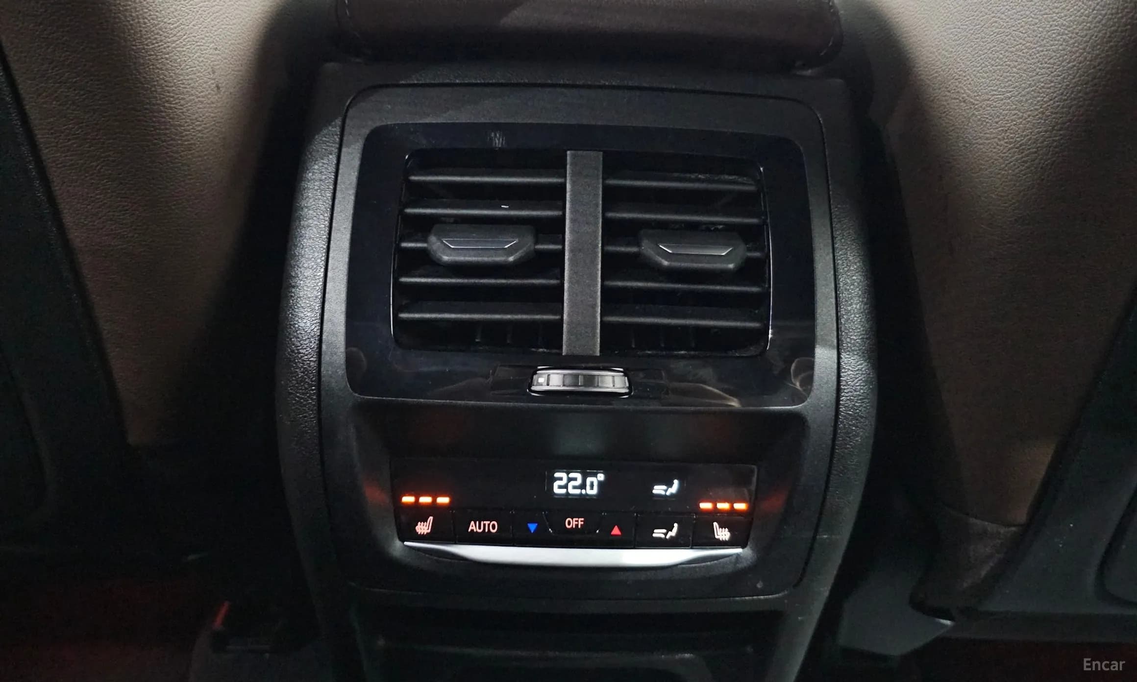 X3 (G01)