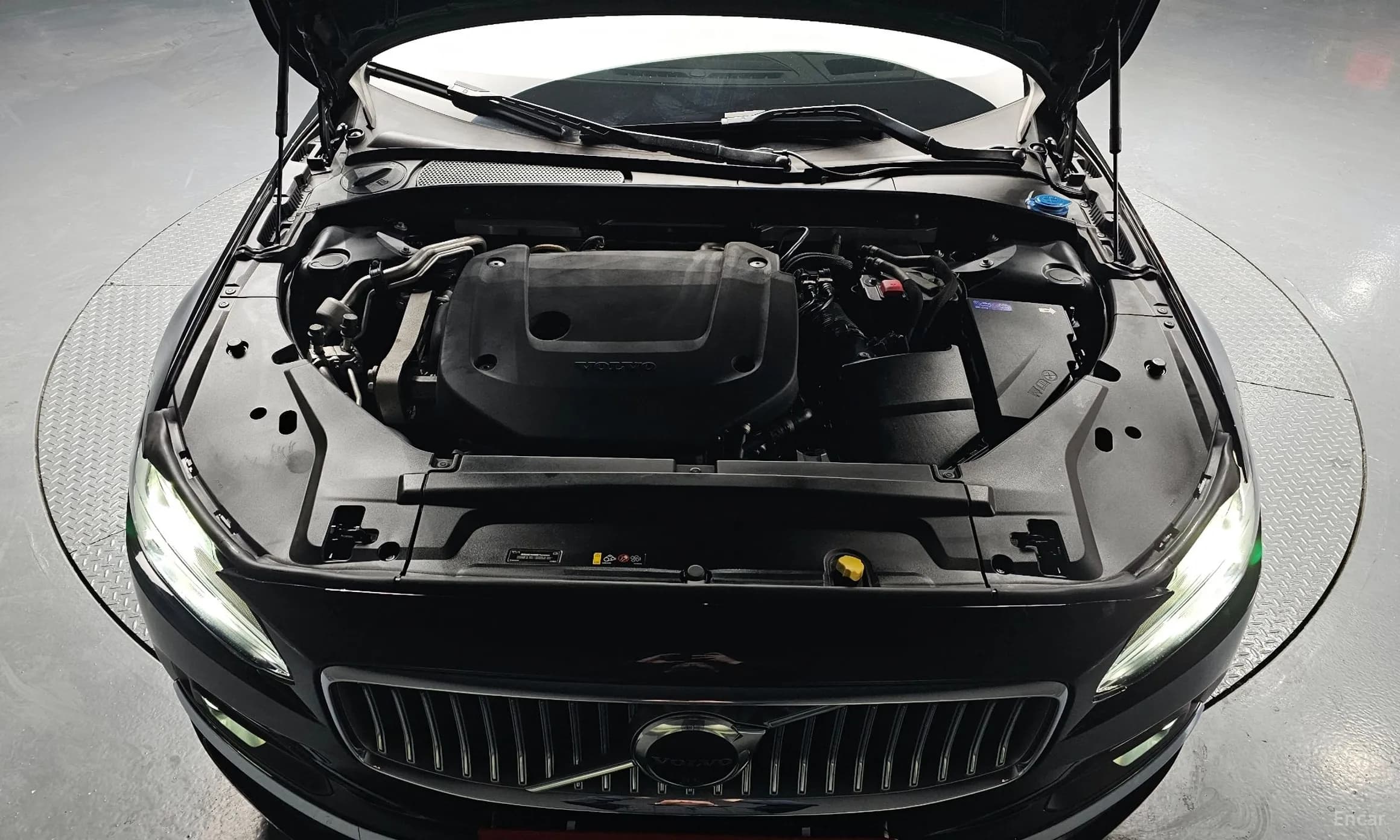 S90