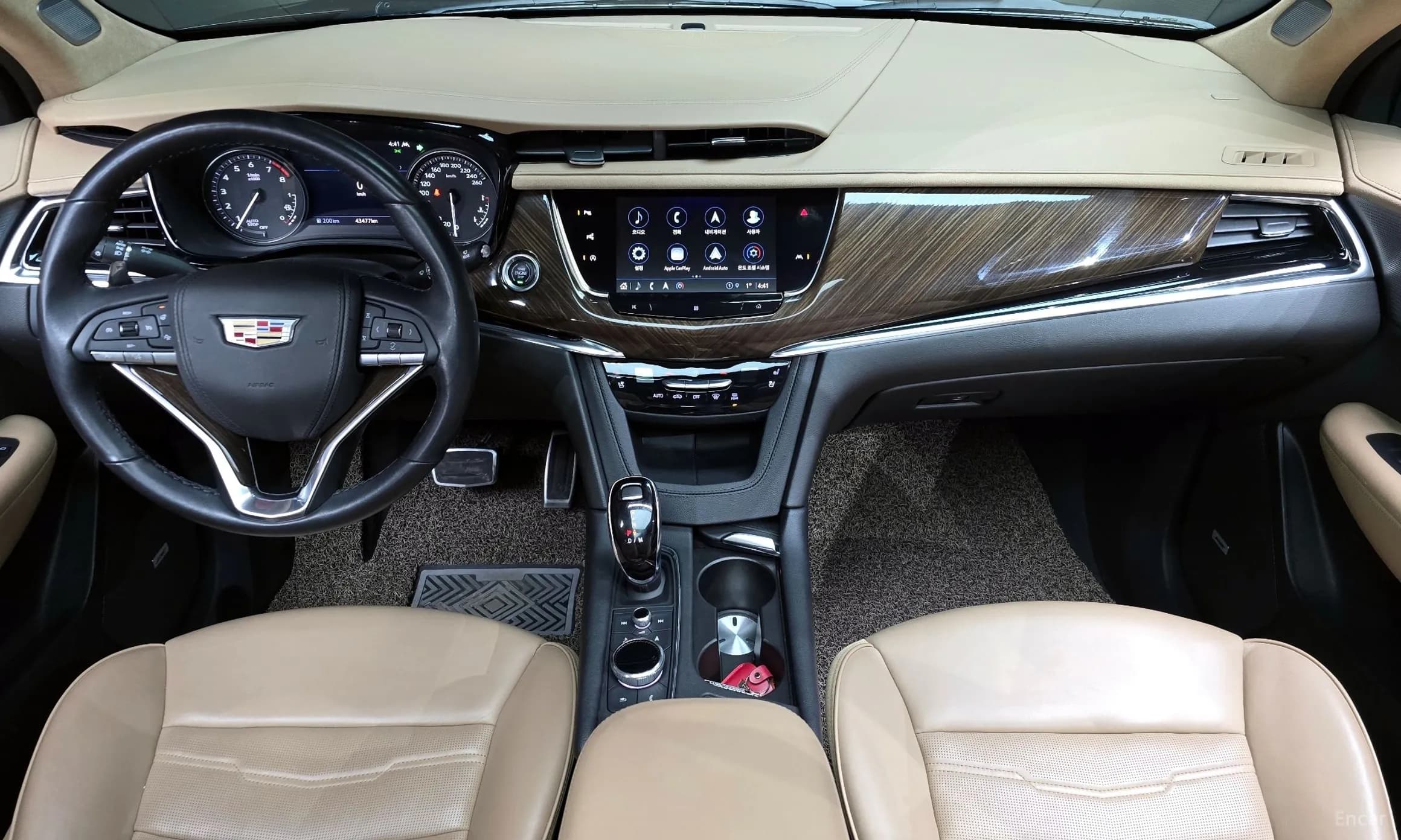 XT6