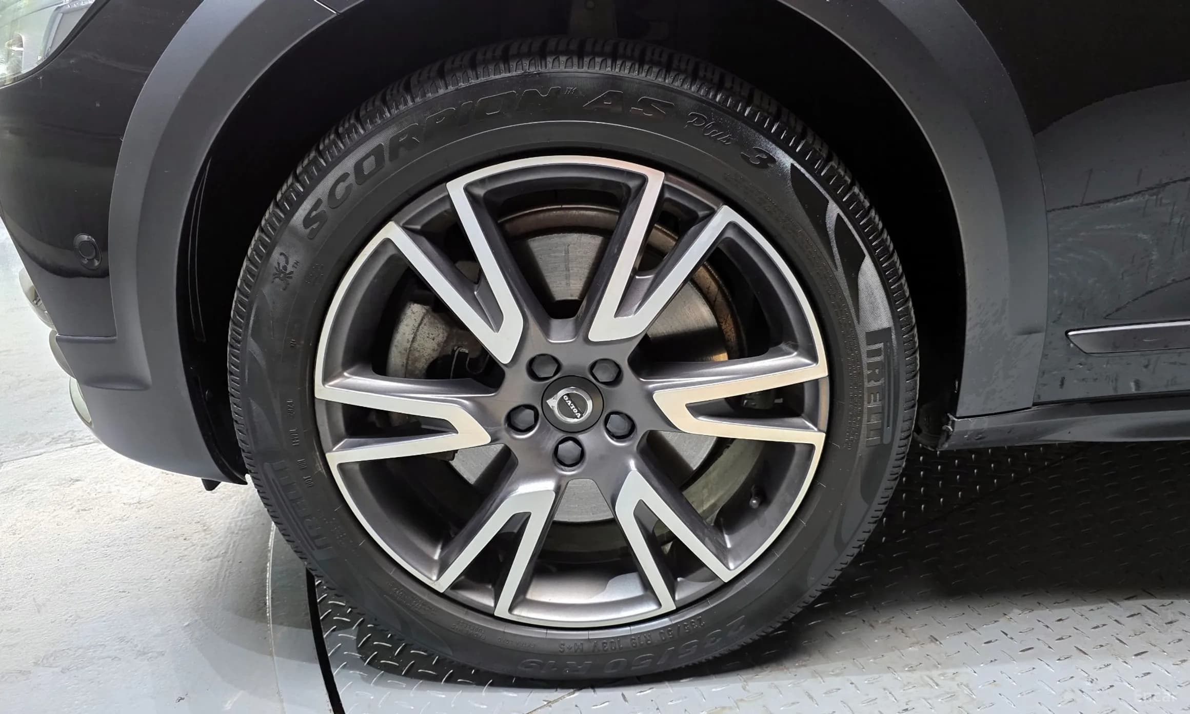 V90 Cross Country