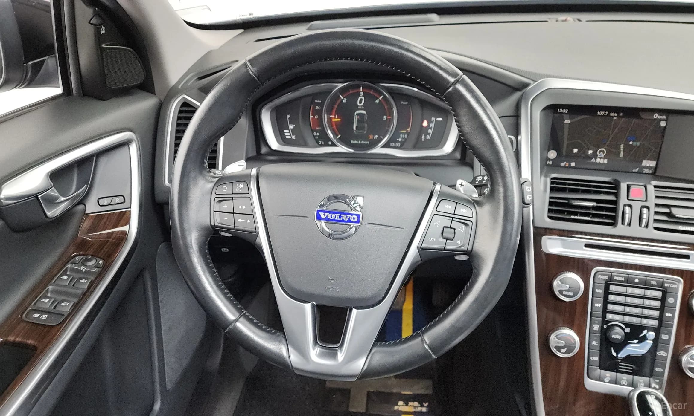 XC60