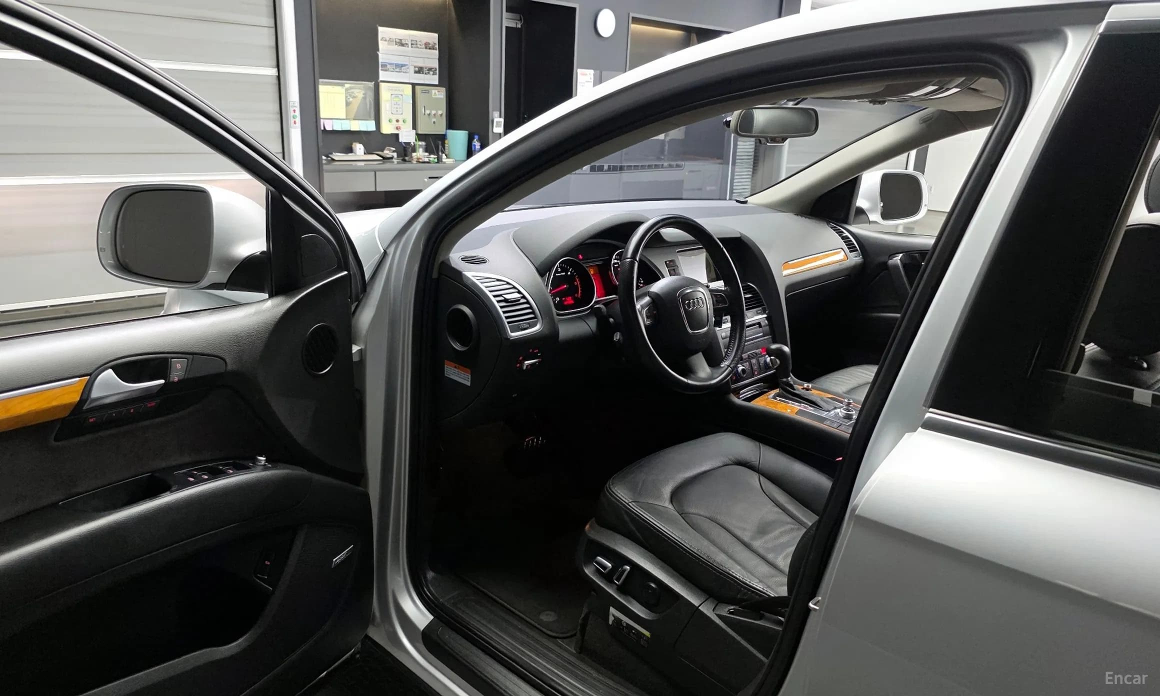 Q7