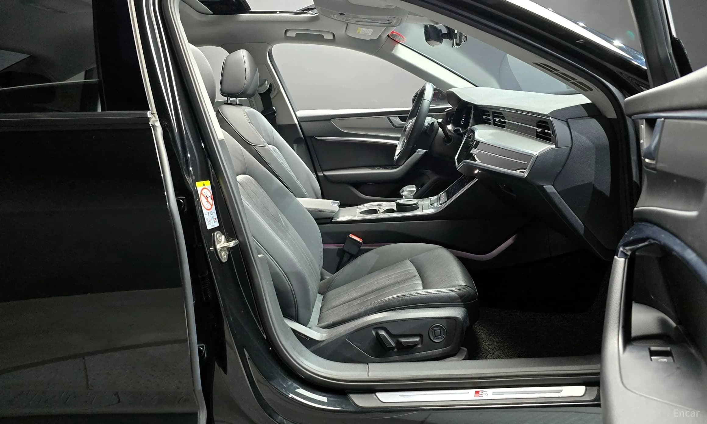 A6 (C8)