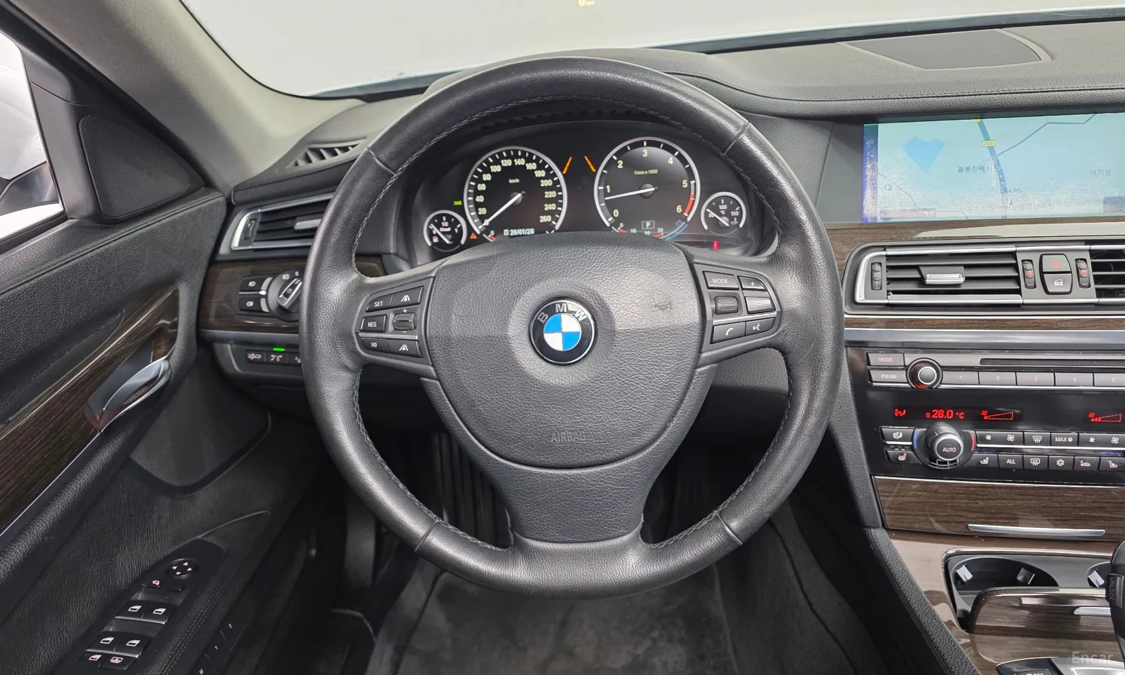 7 Series (F01)