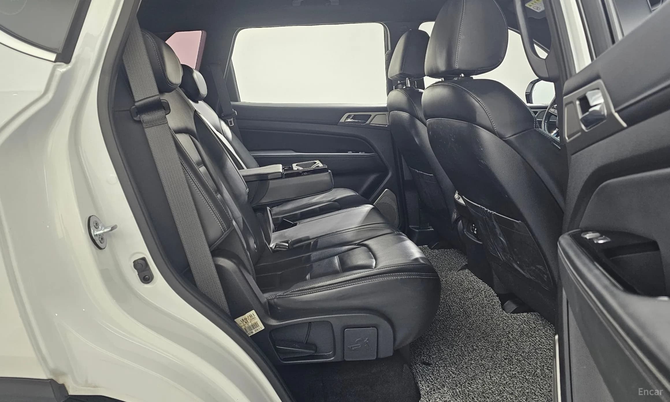 G4 Rexton