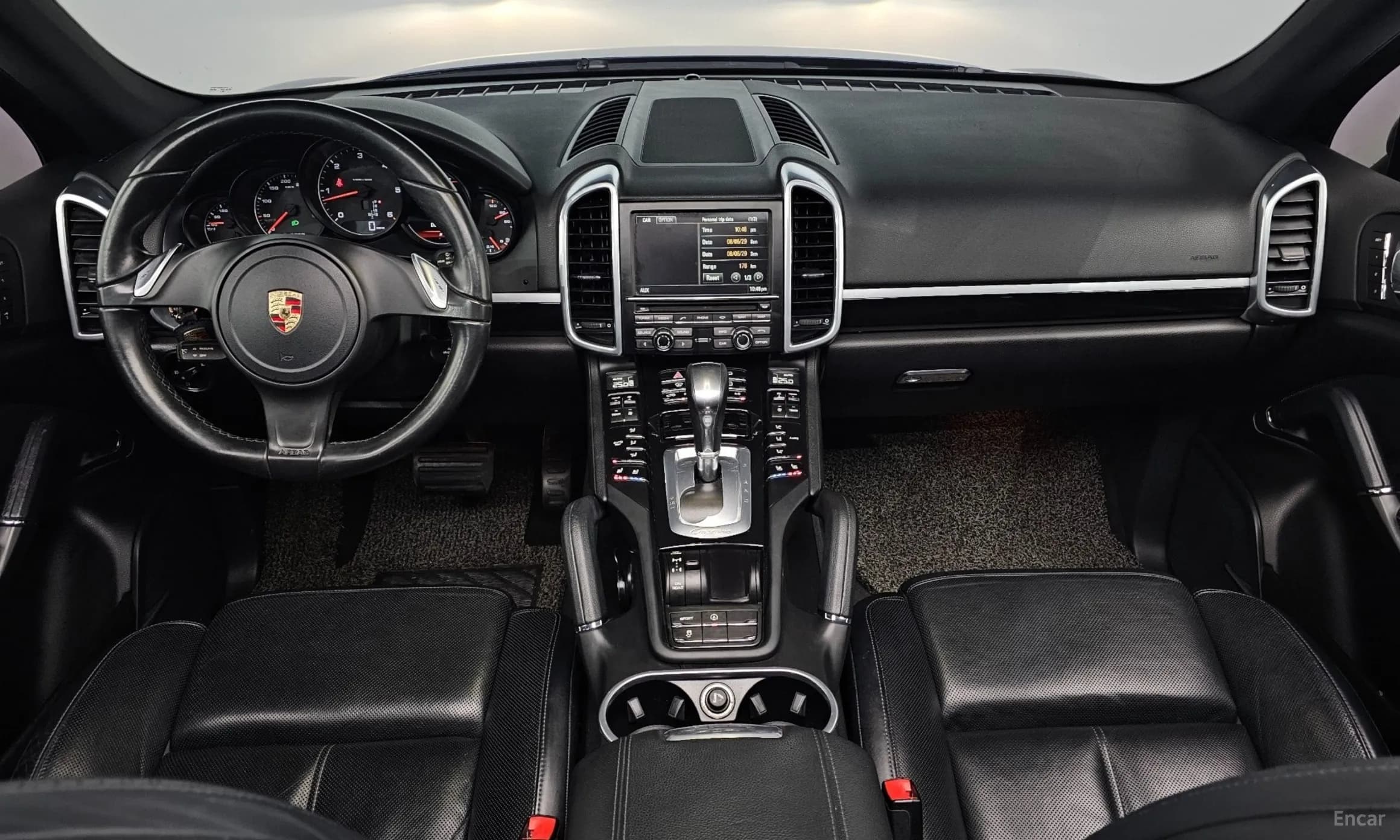 New Cayenne