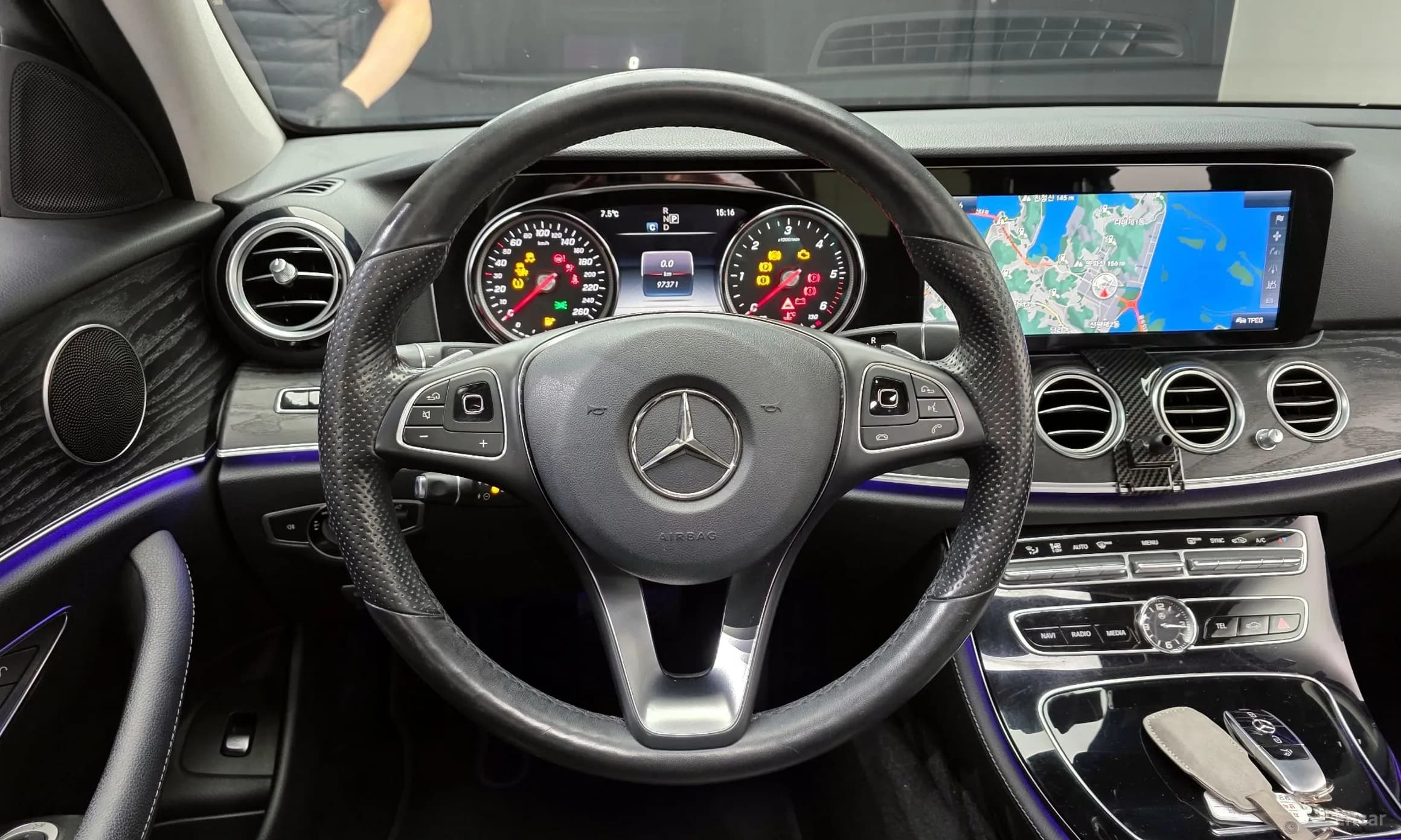 E-Class W213