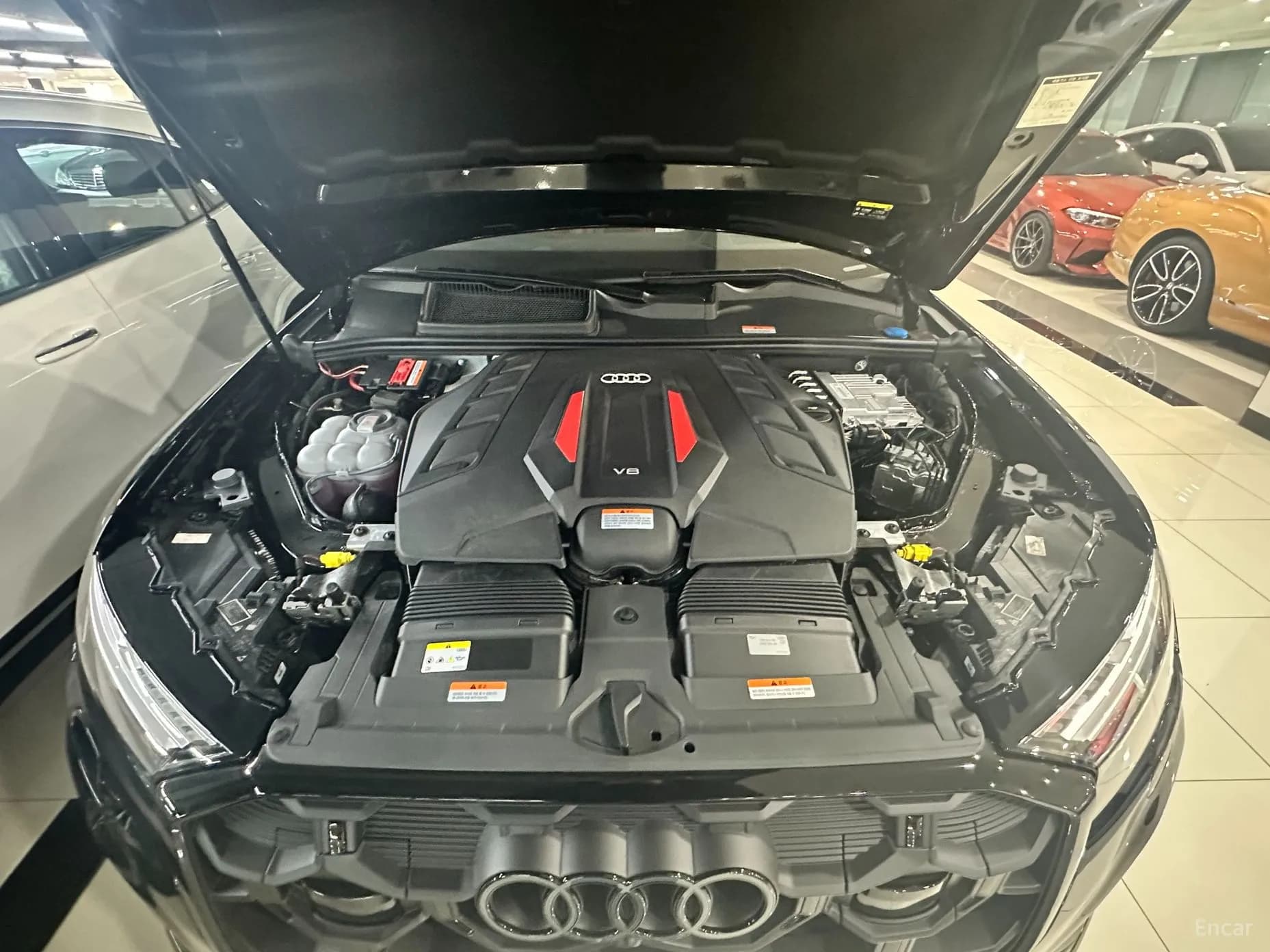SQ7 (4M)