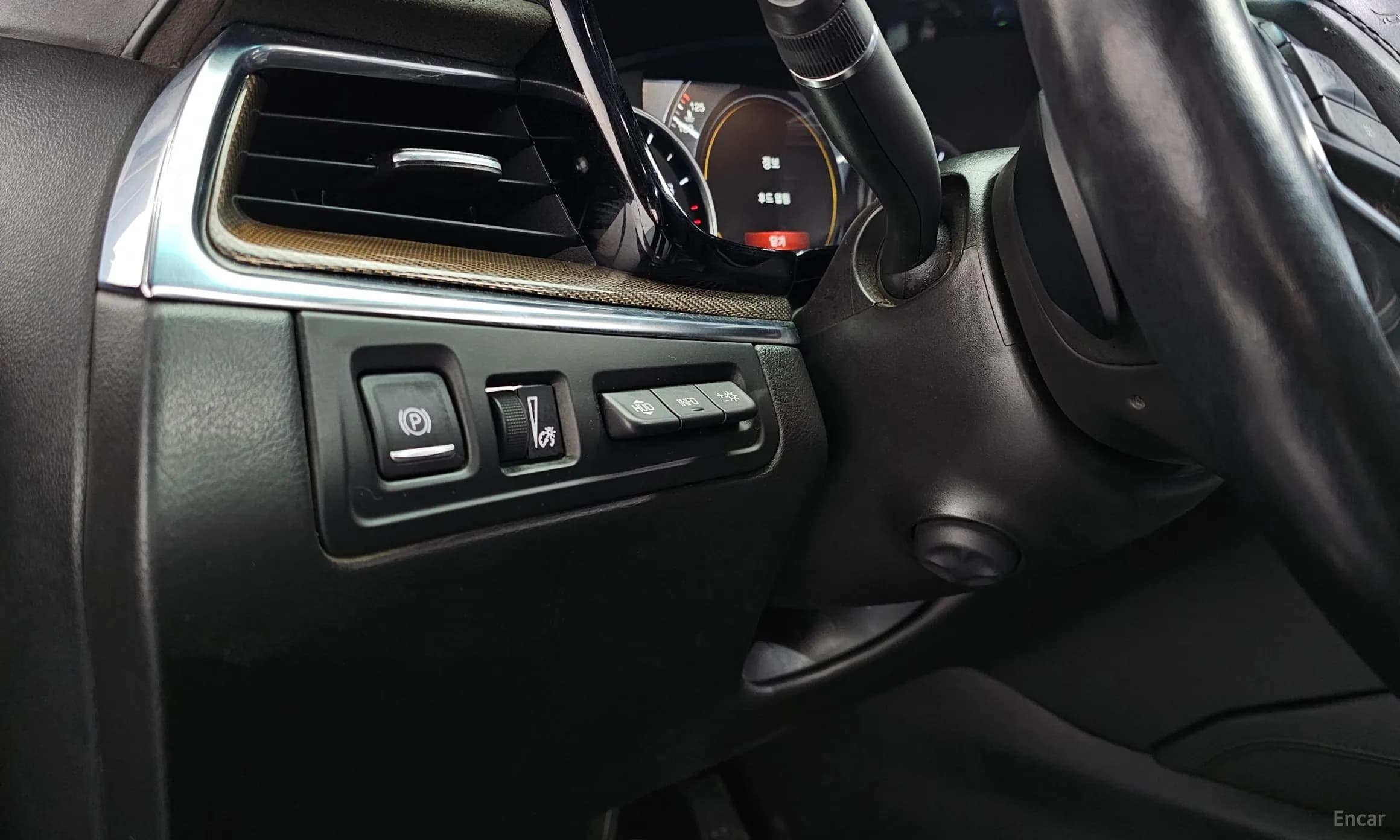 XT5